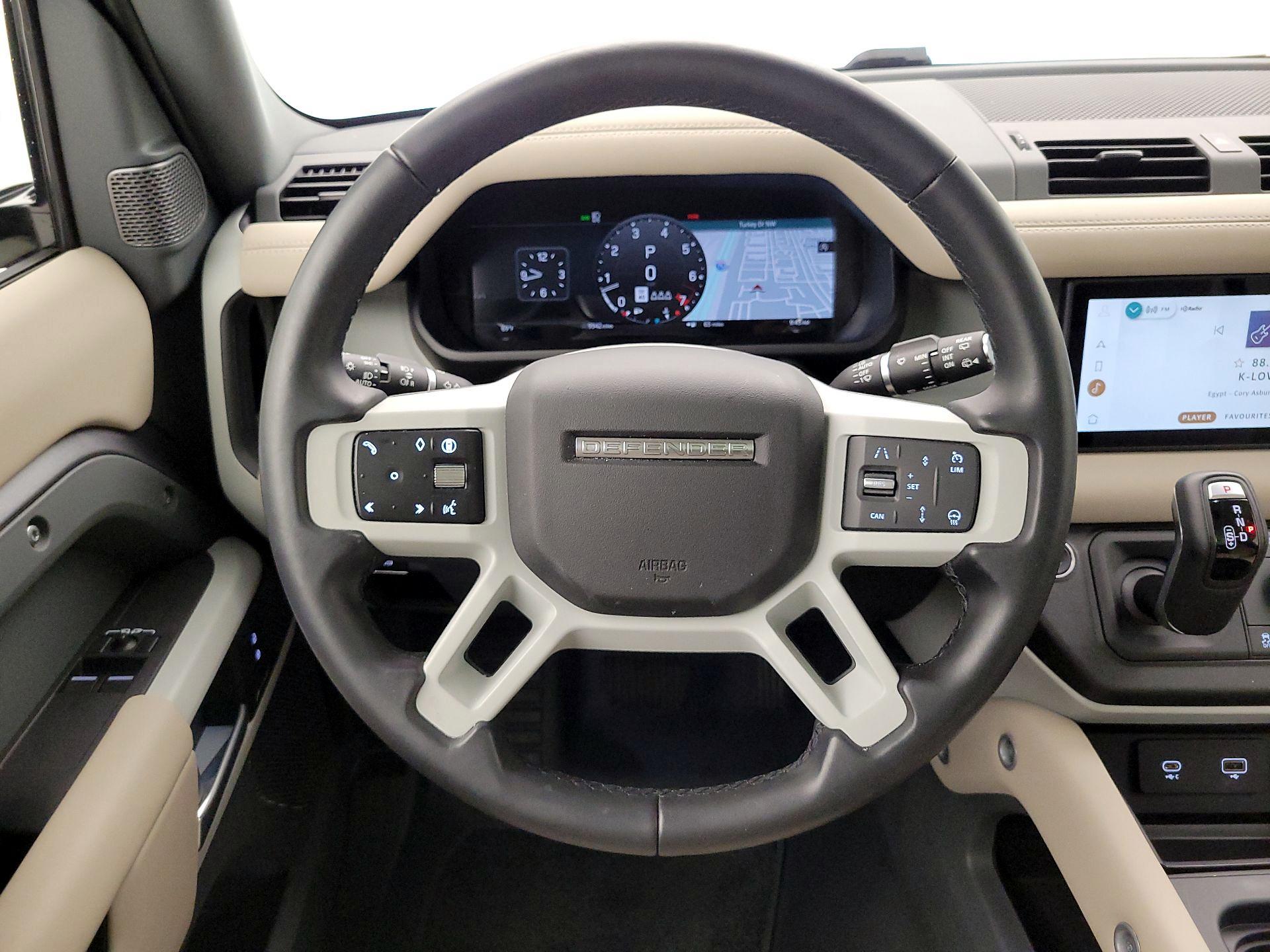 Thumbnail: 2024 Land Rover Defender - 10