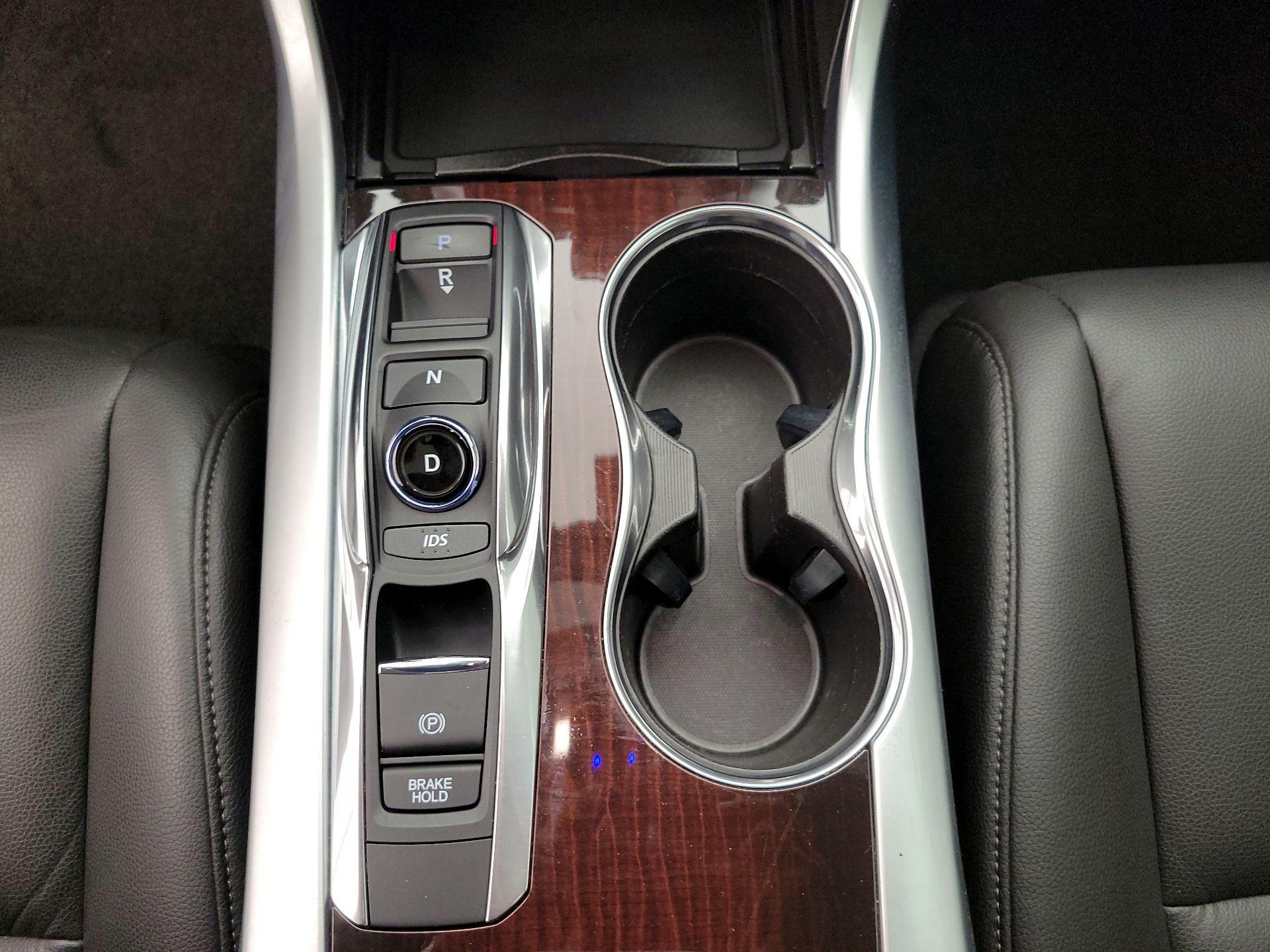 Thumbnail: 2015 Acura TLX - 17