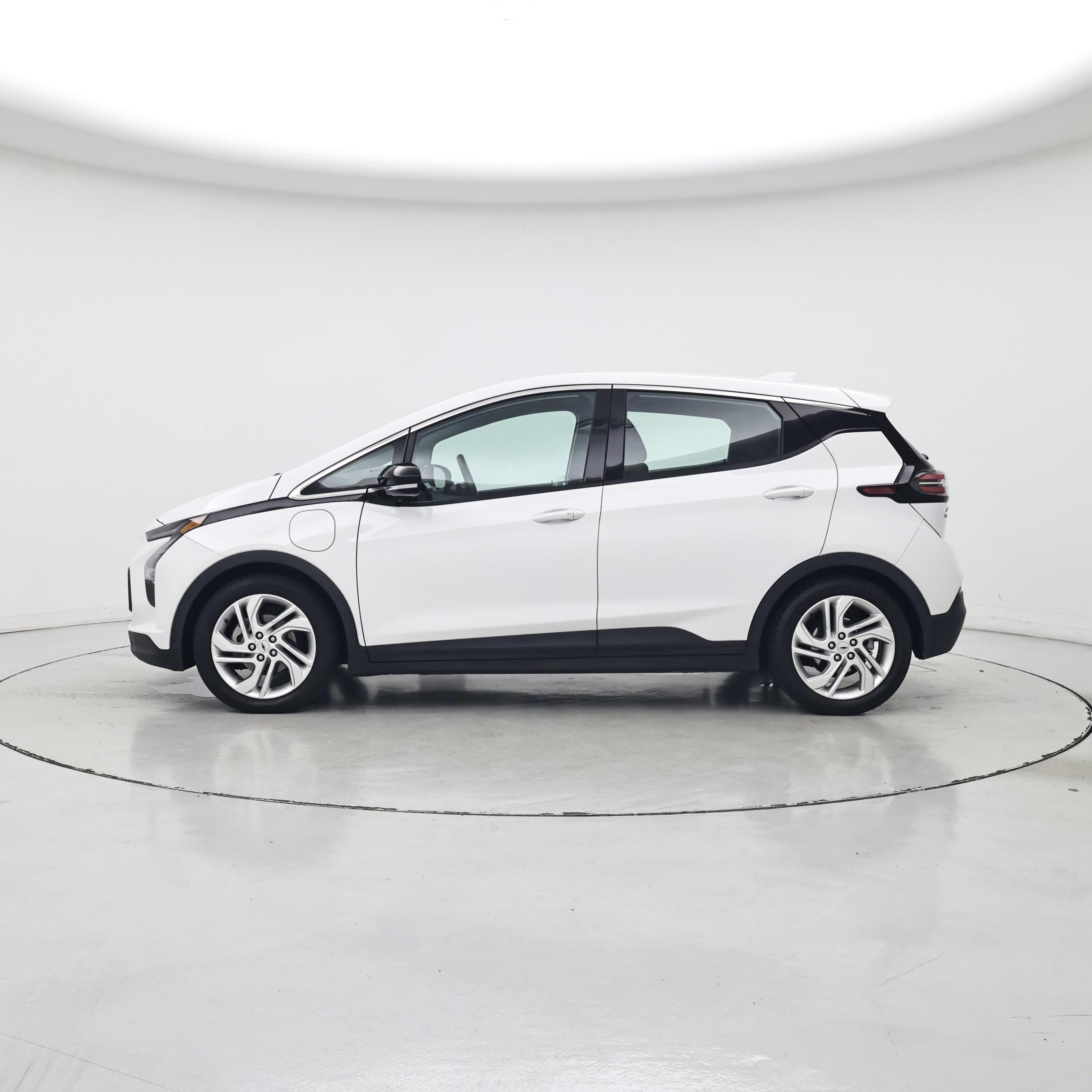 Thumbnail: 2023 Chevrolet Bolt EV - 3