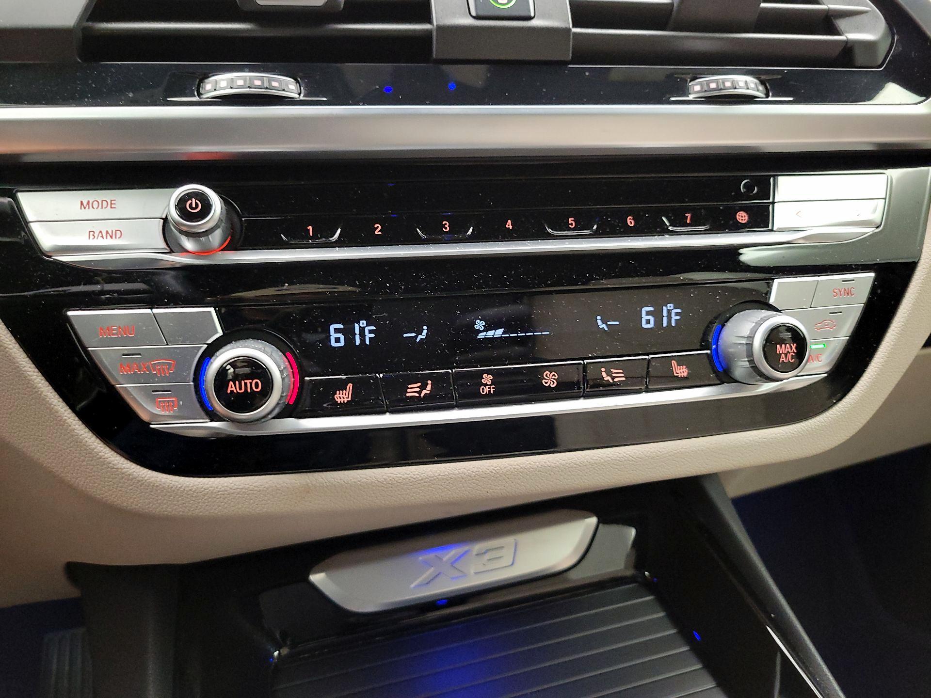 Thumbnail: 2021 BMW X3 - 17
