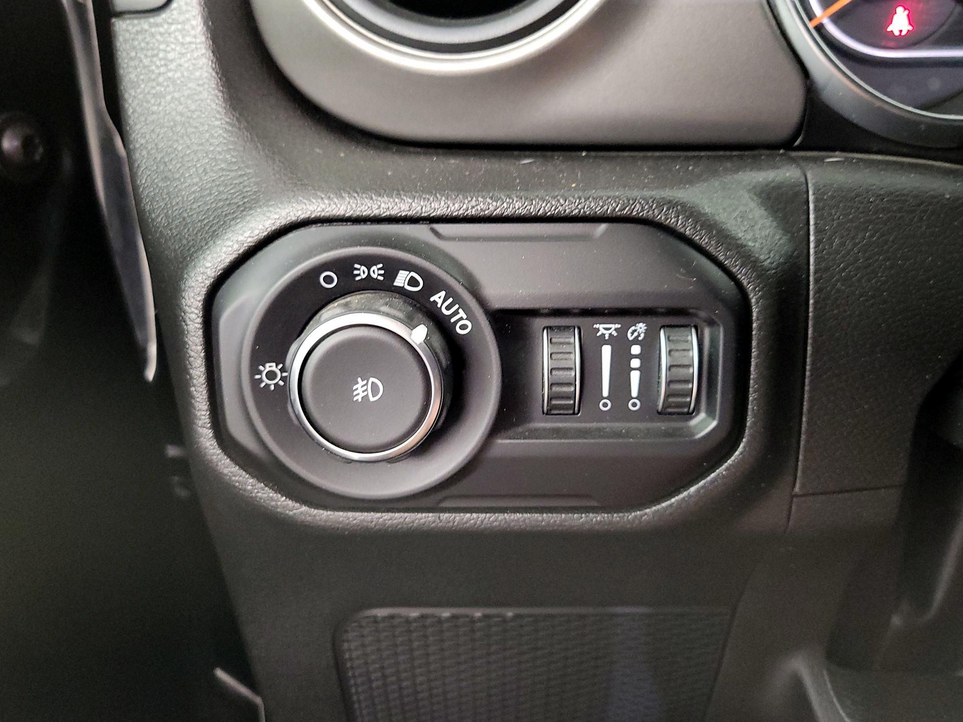 Thumbnail: 2022 Jeep Wrangler - 13