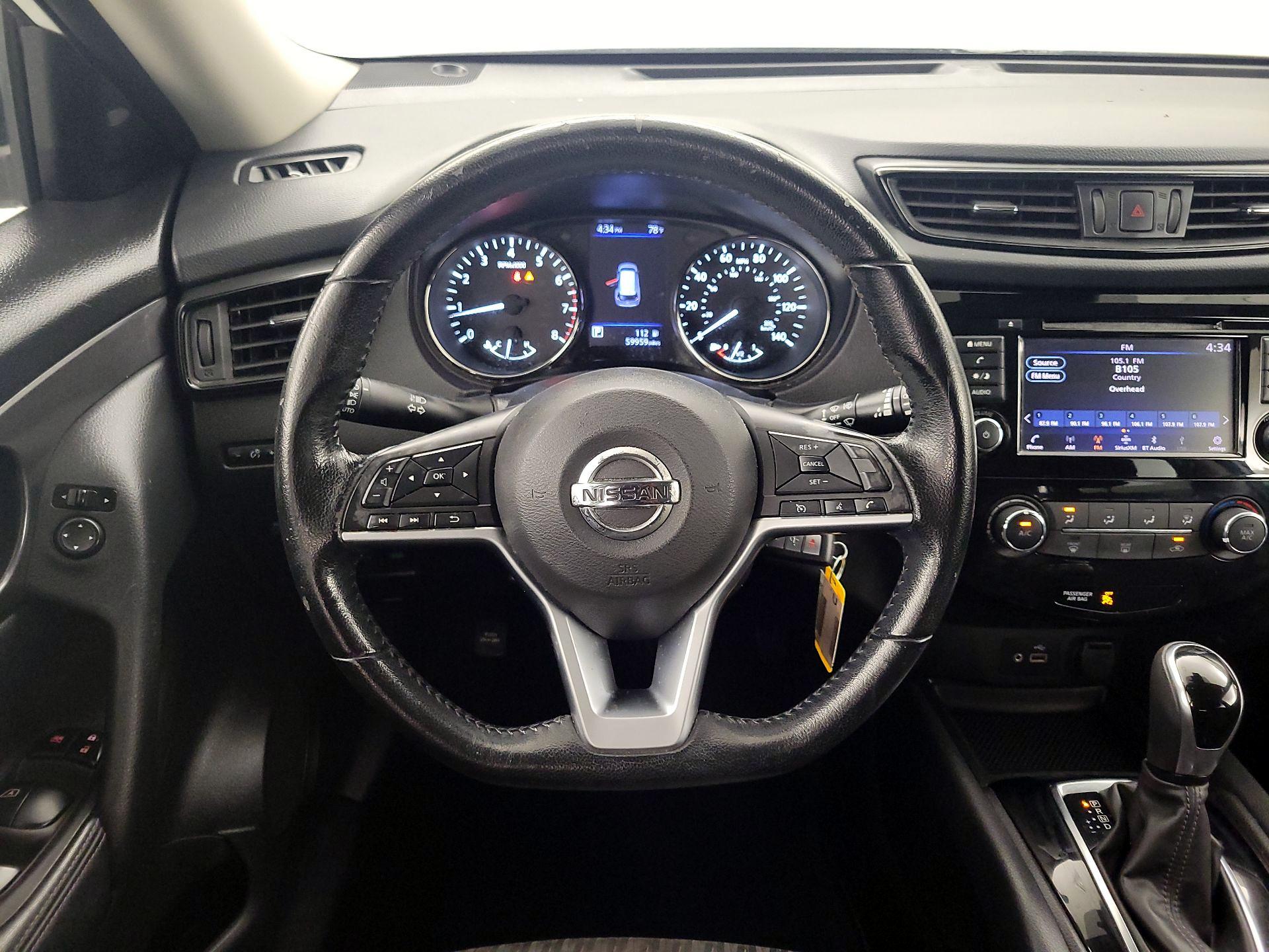 Thumbnail: 2020 Nissan Rogue - 10
