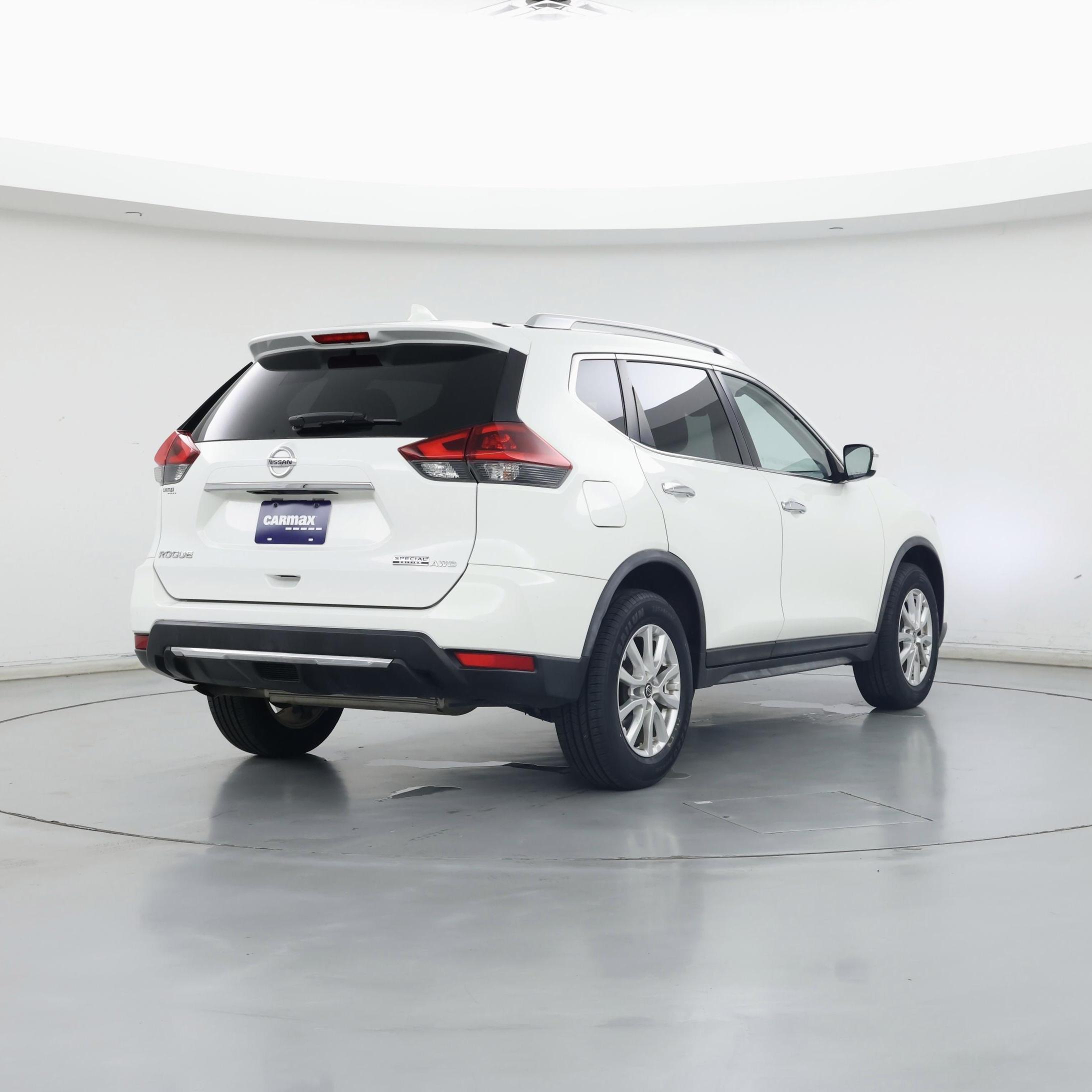 Thumbnail: 2020 Nissan Rogue - 8