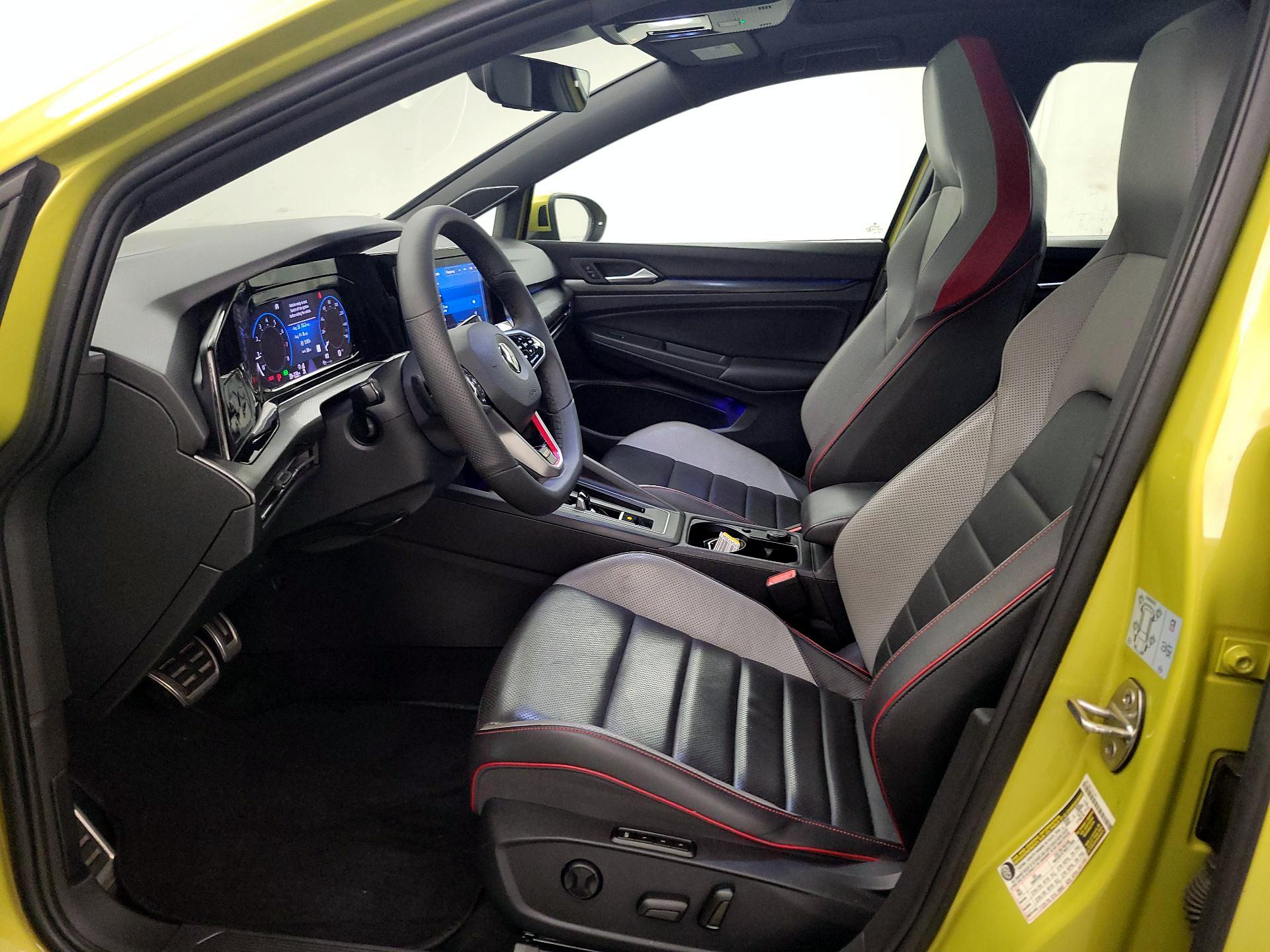 Thumbnail: 2022 Volkswagen Golf - 11