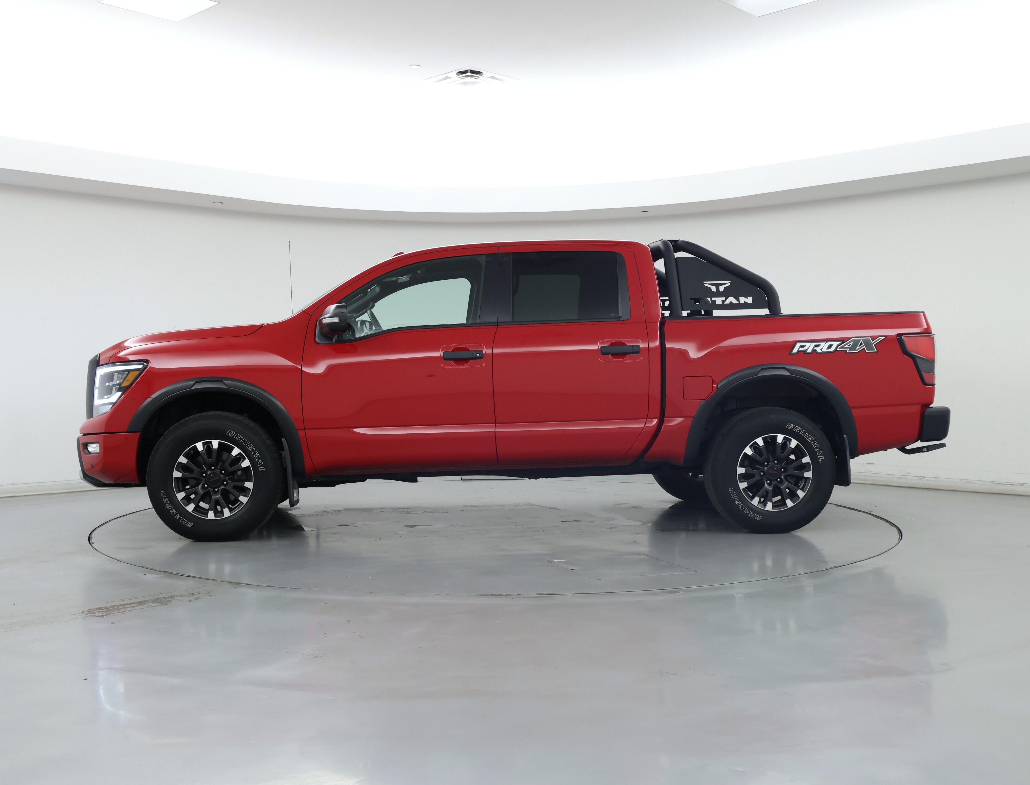 Thumbnail: 2021 Nissan Titan - 3