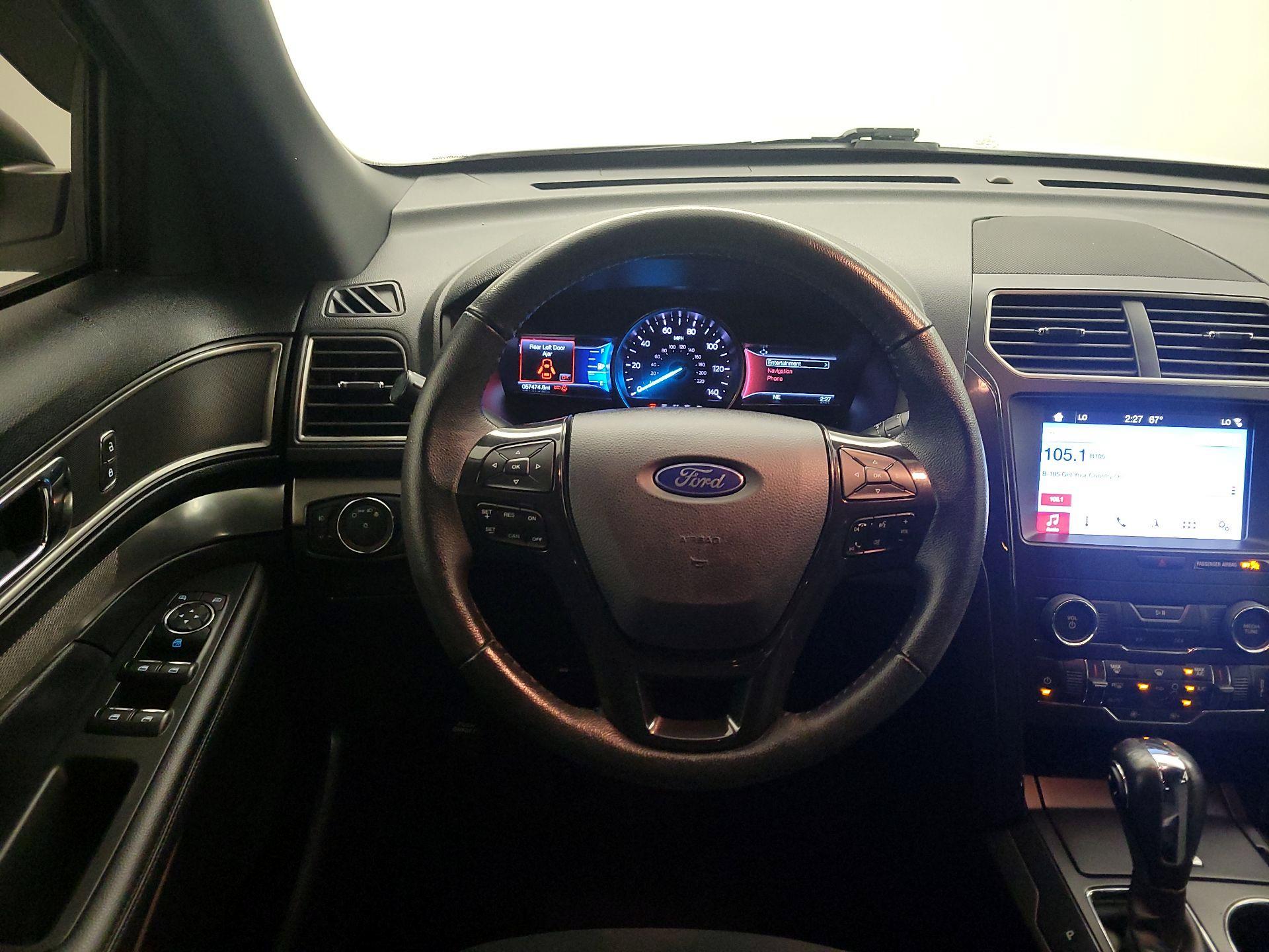 Thumbnail: 2019 Ford Explorer - 10
