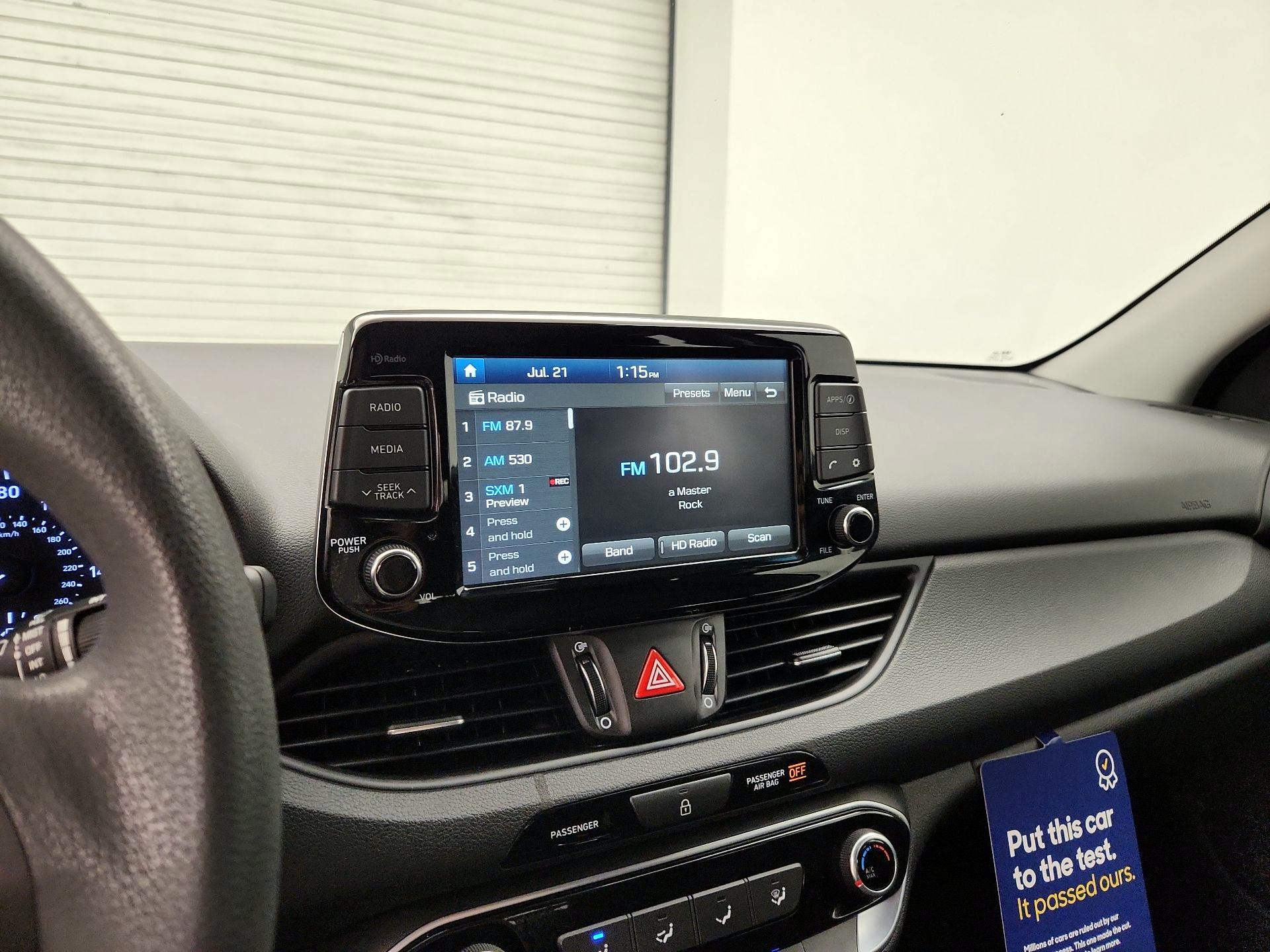 Thumbnail: 2018 Hyundai Elantra - 15