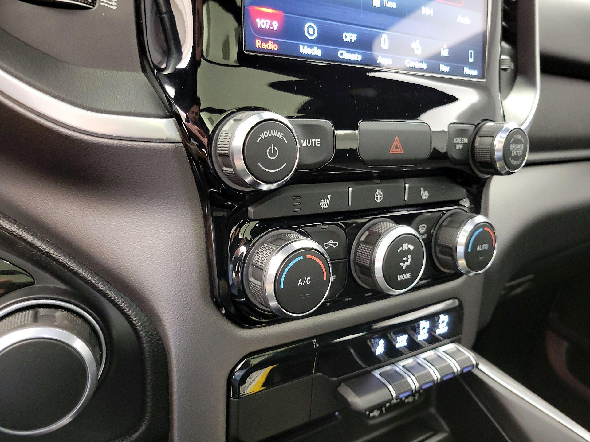 Thumbnail: 2019 RAM 1500 - 17