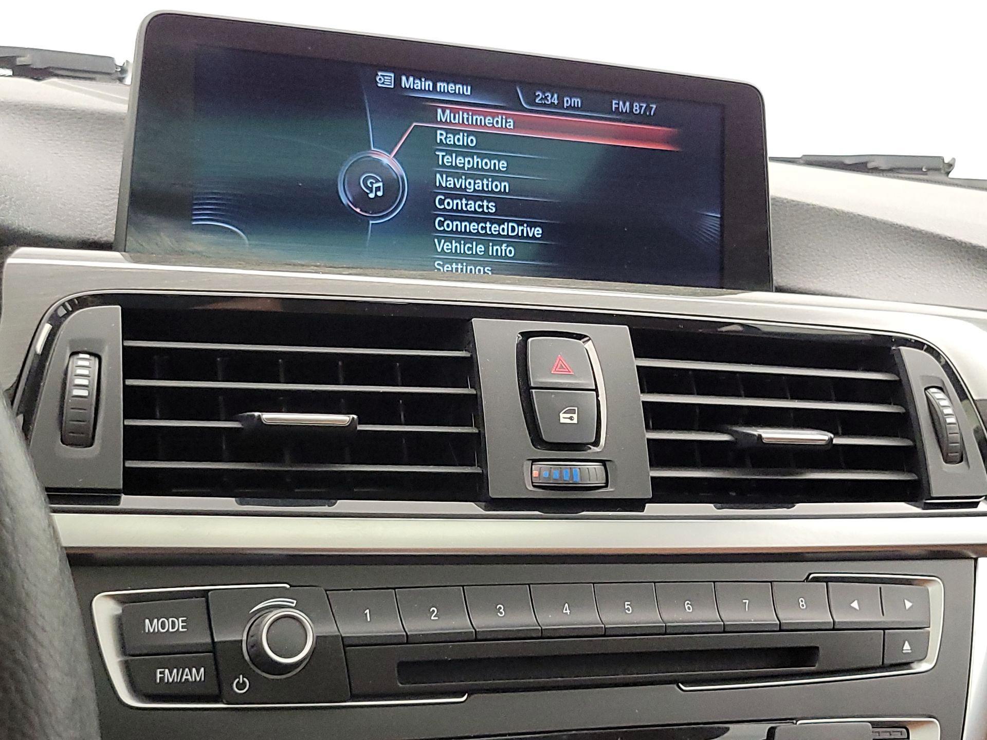 Thumbnail: 2015 BMW 3 Series - 16