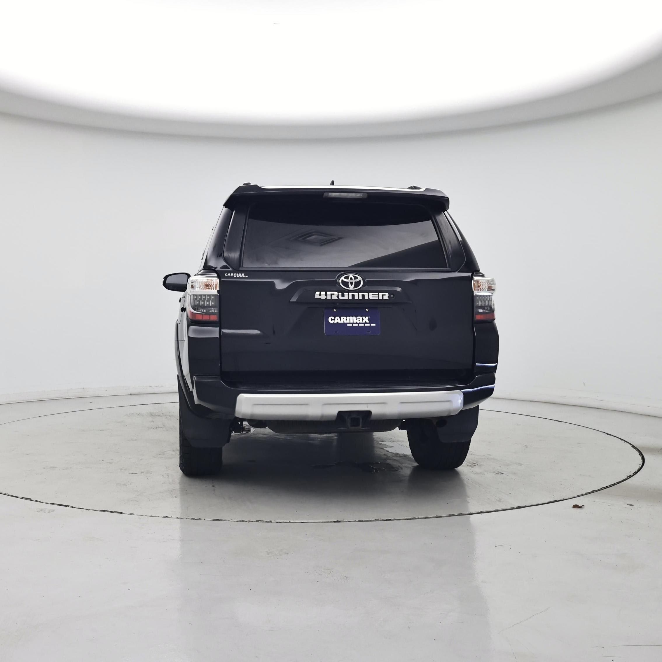 Thumbnail: 2017 Toyota 4Runner - 6