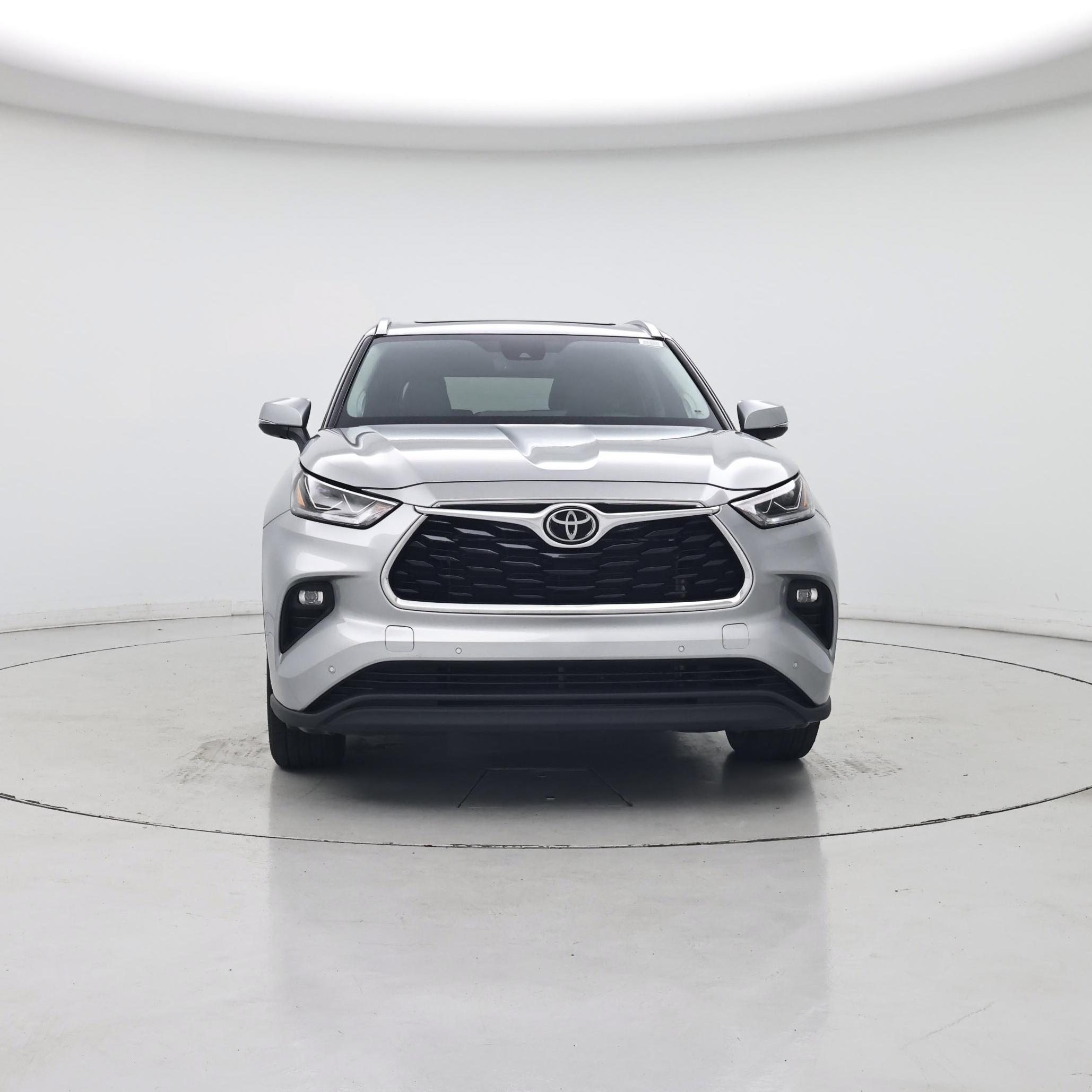 Thumbnail: 2023 Toyota Highlander - 5