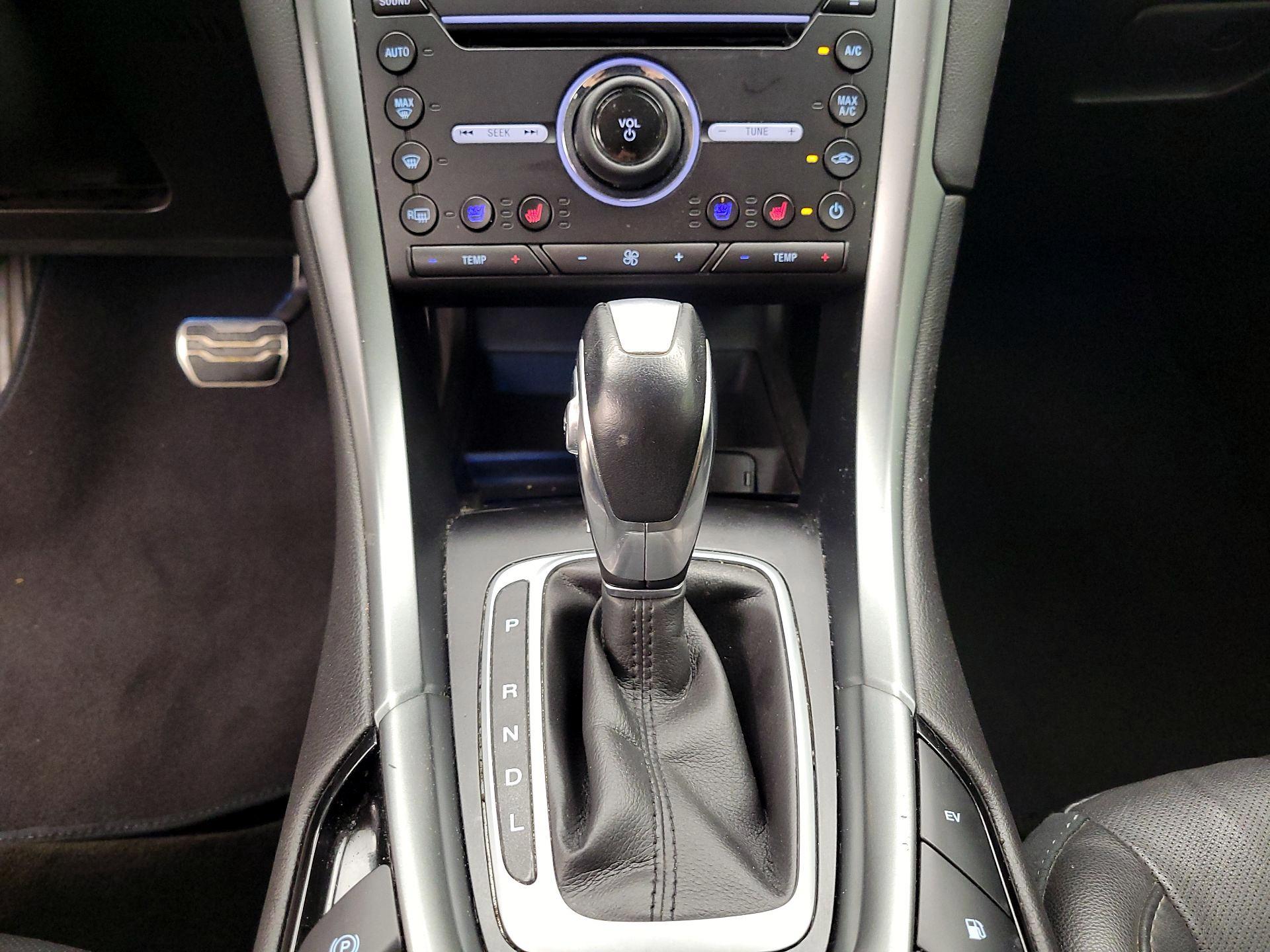 Thumbnail: 2016 Ford Fusion - 17