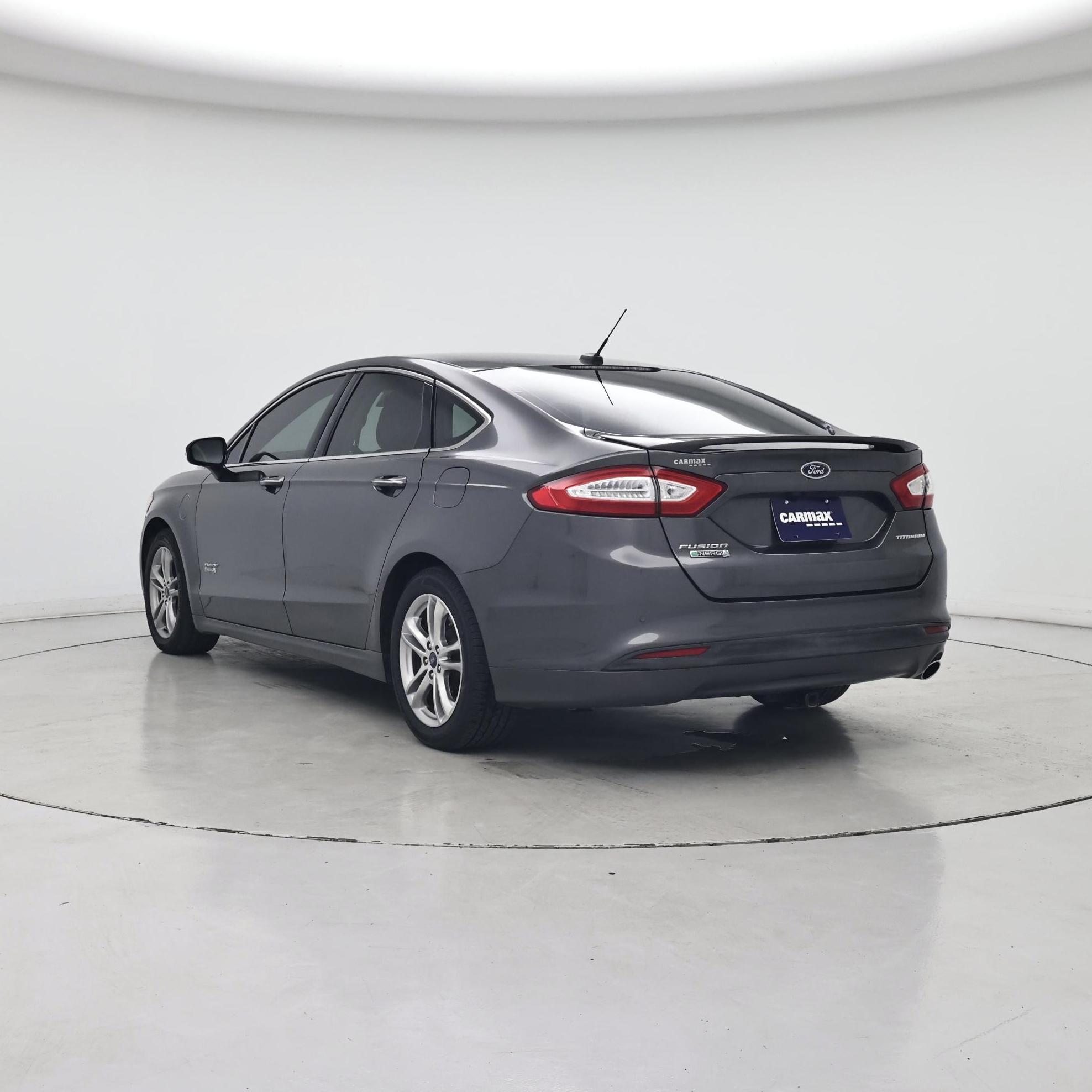 Thumbnail: 2016 Ford Fusion - 2
