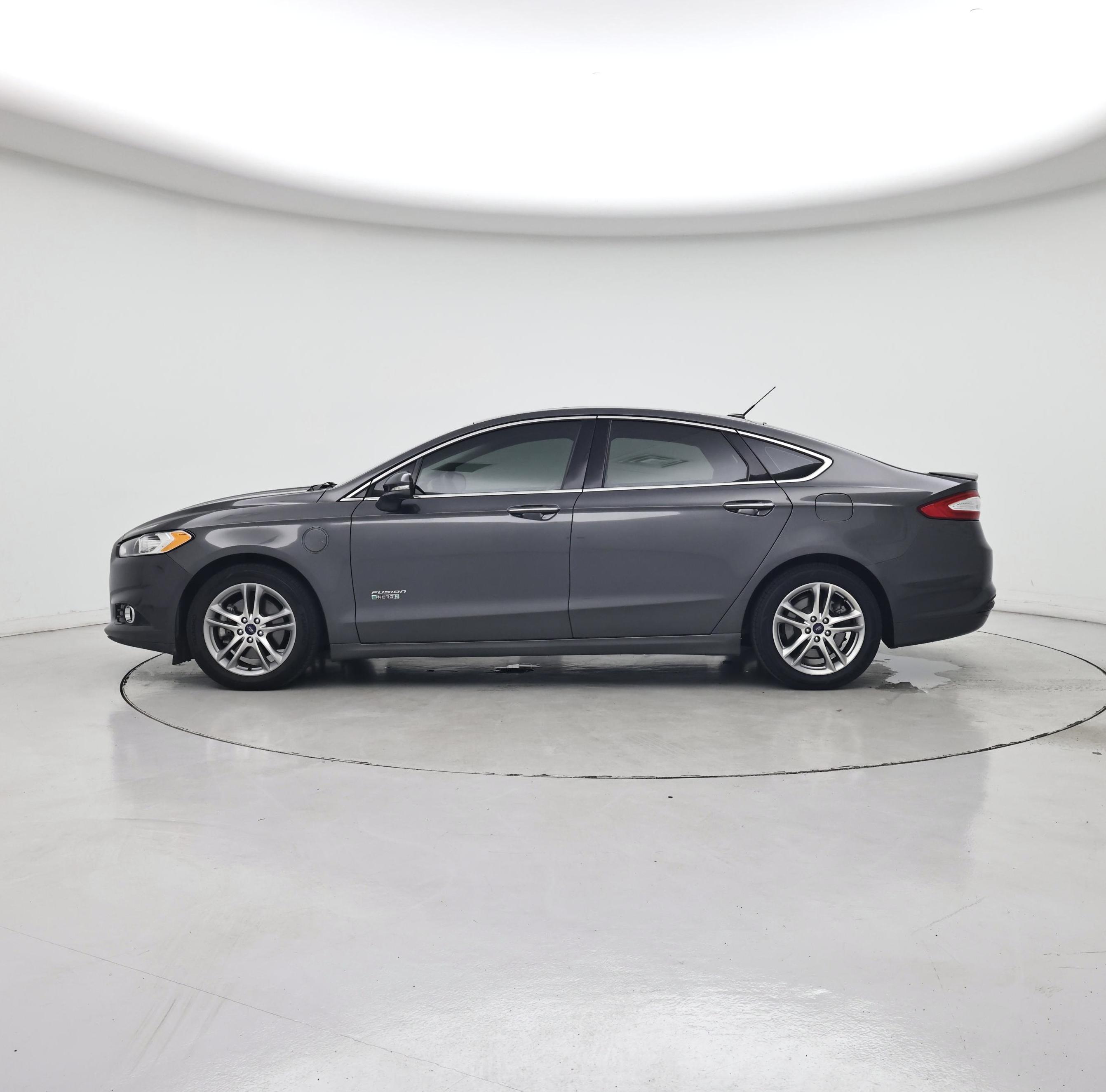 Thumbnail: 2016 Ford Fusion - 3