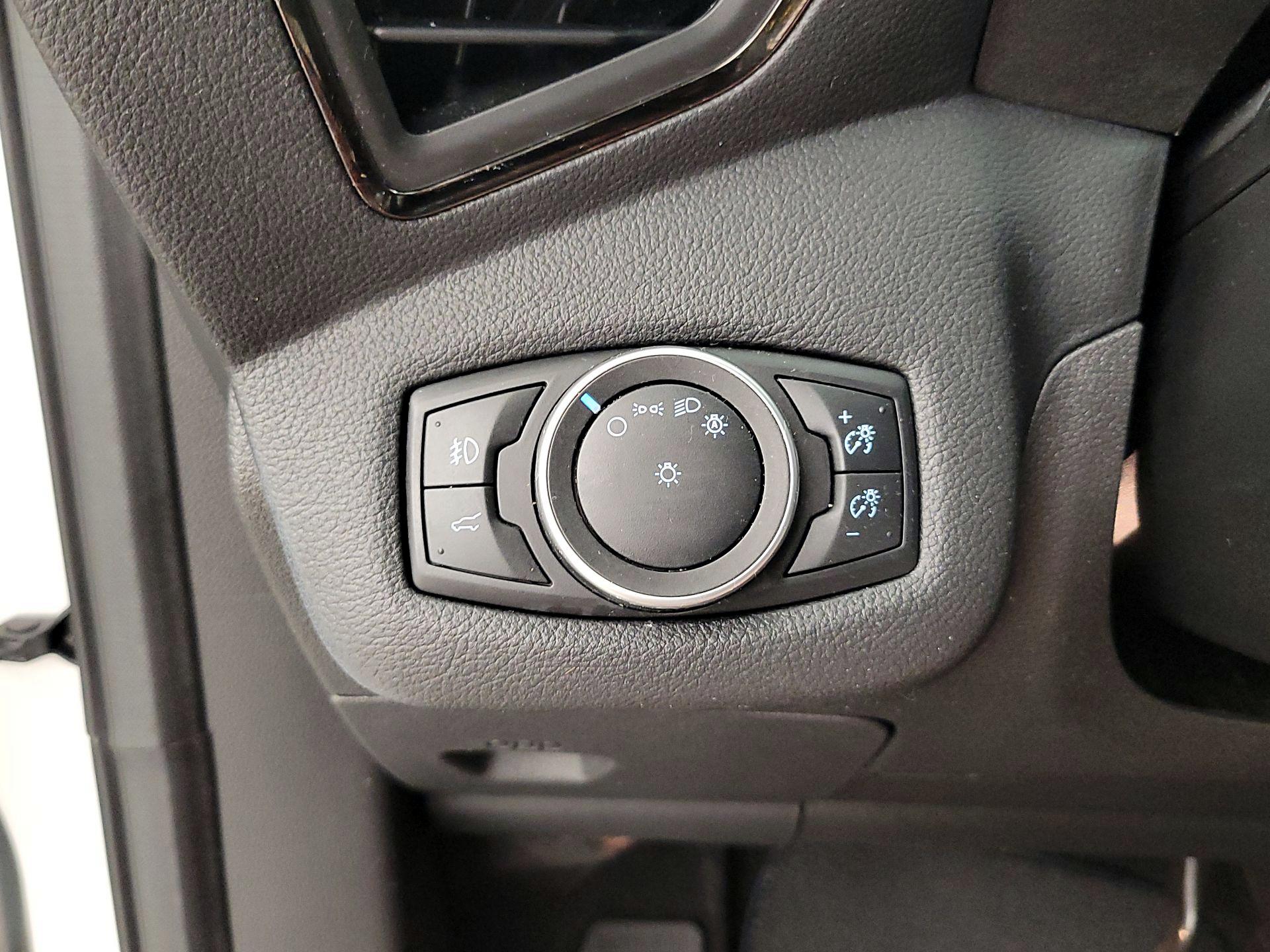Thumbnail: 2018 Ford Escape - 13
