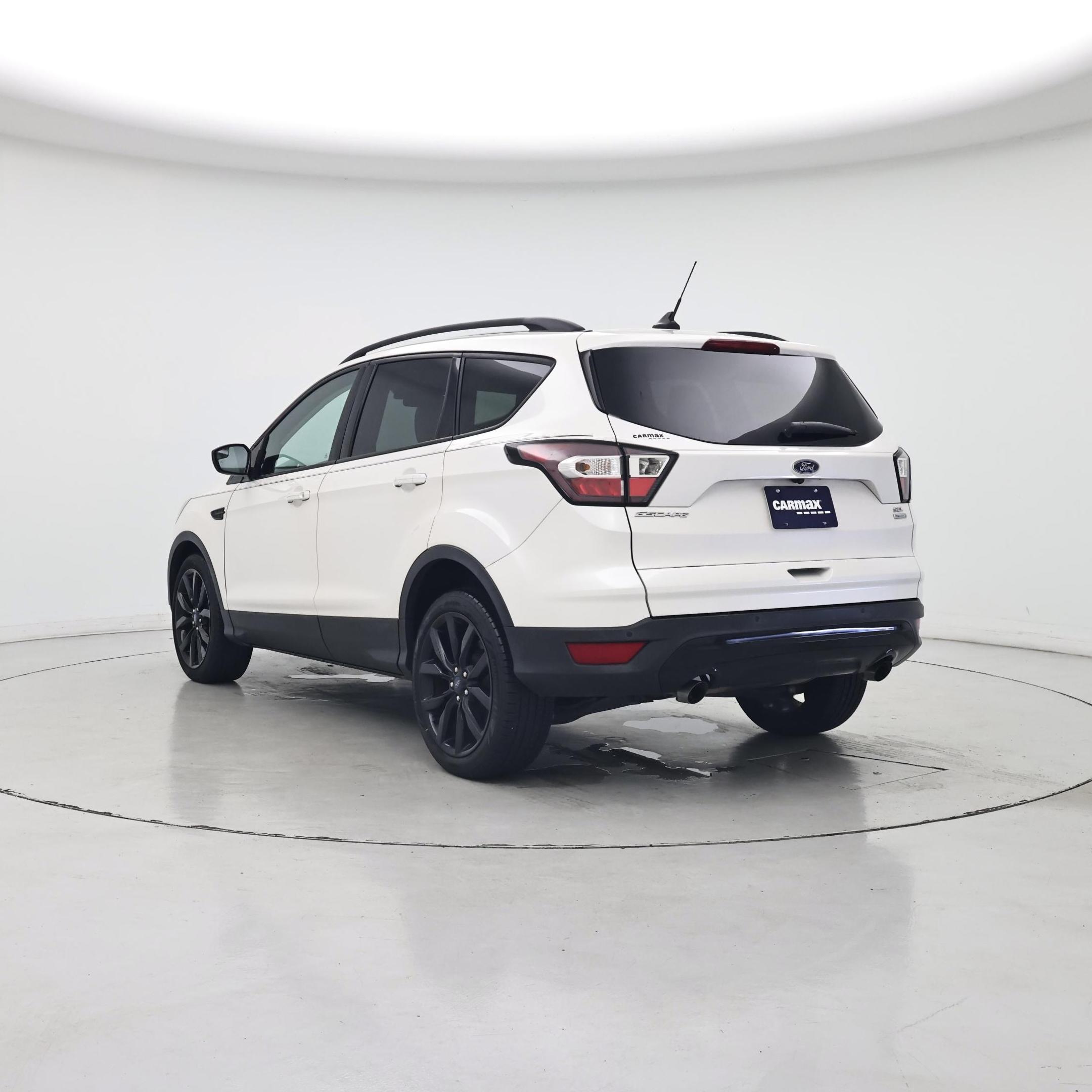 Thumbnail: 2018 Ford Escape - 2