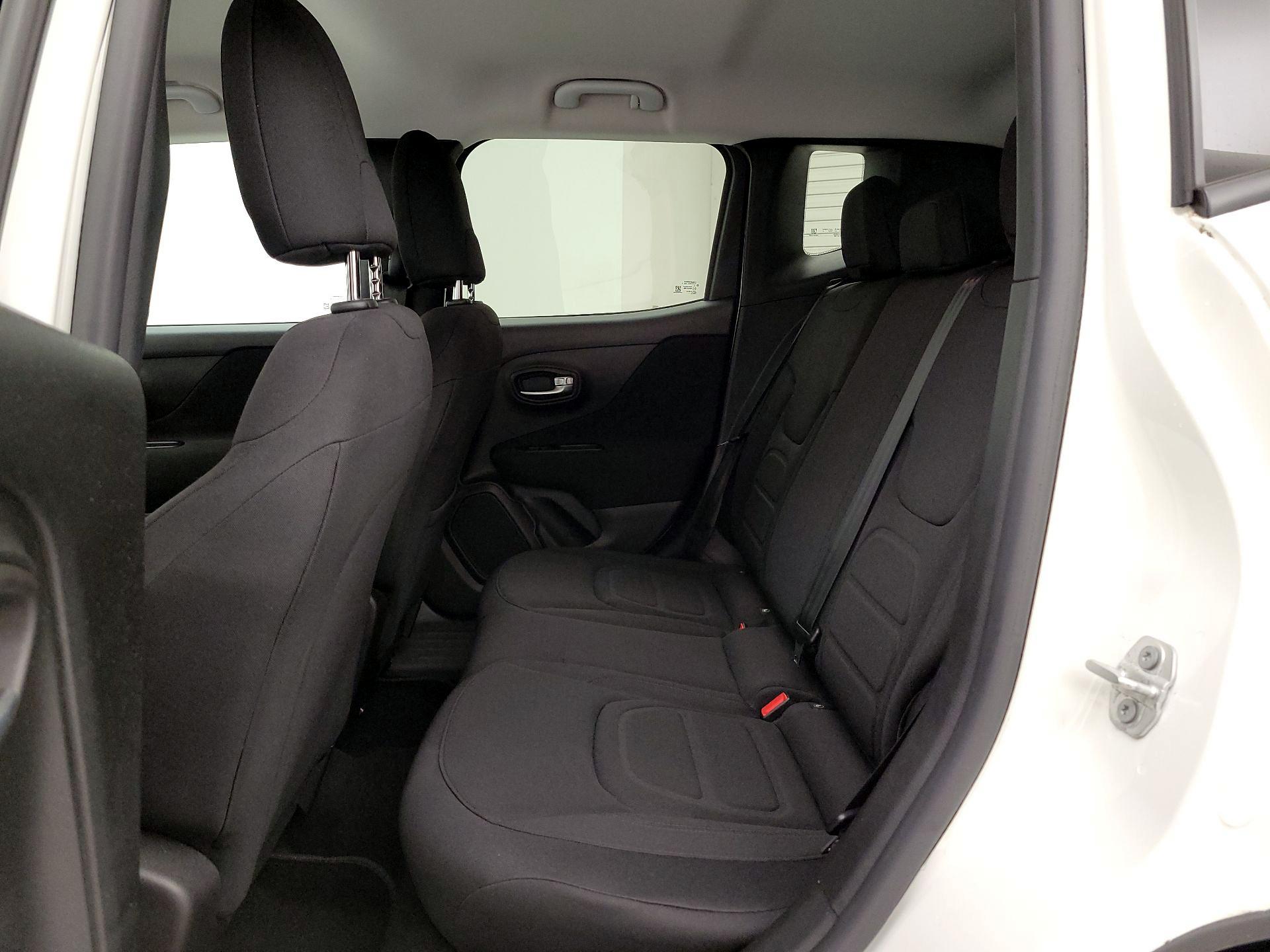 Thumbnail: 2019 Jeep Renegade - 19