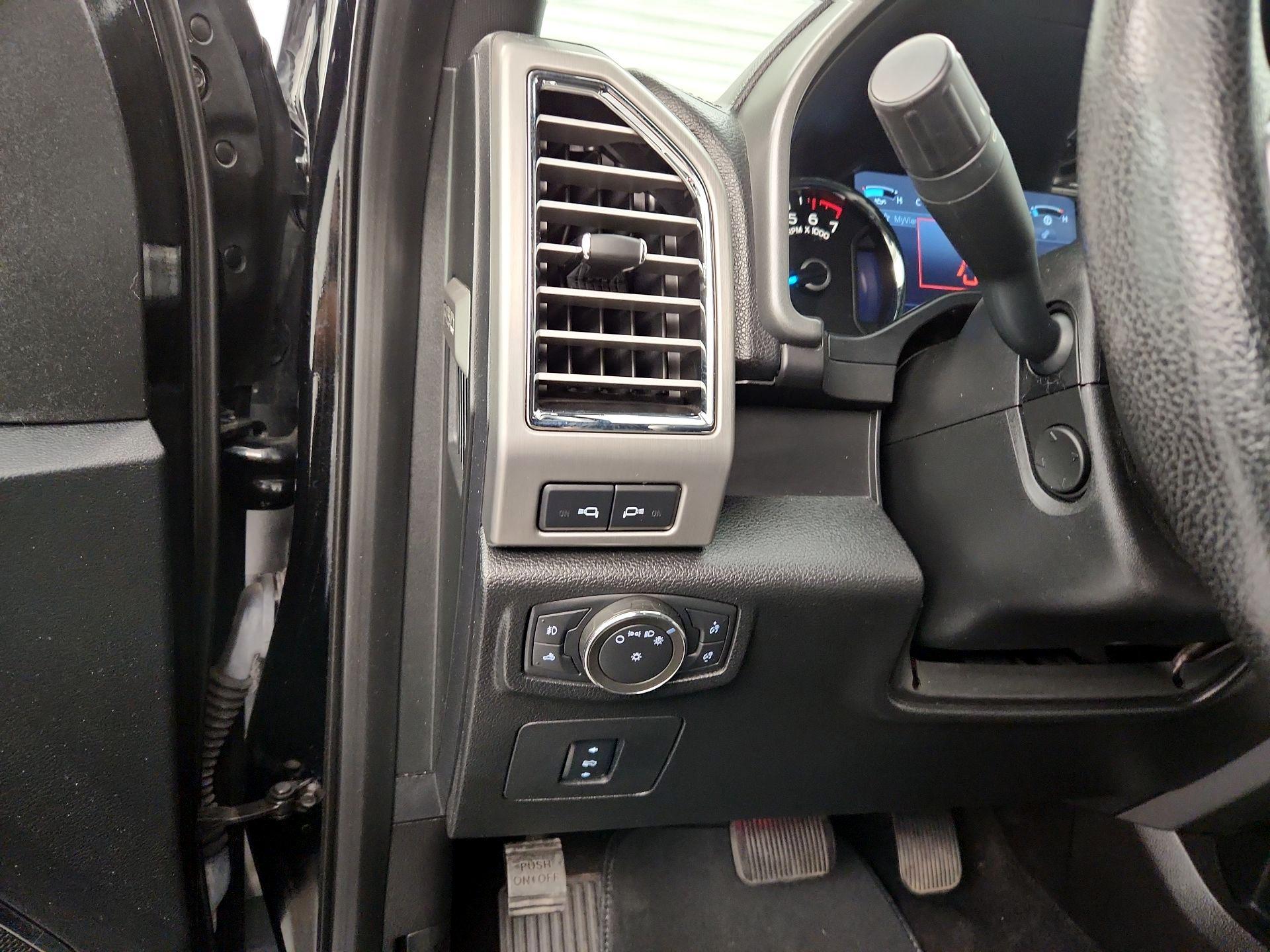 Thumbnail: 2016 Ford F-150 - 13