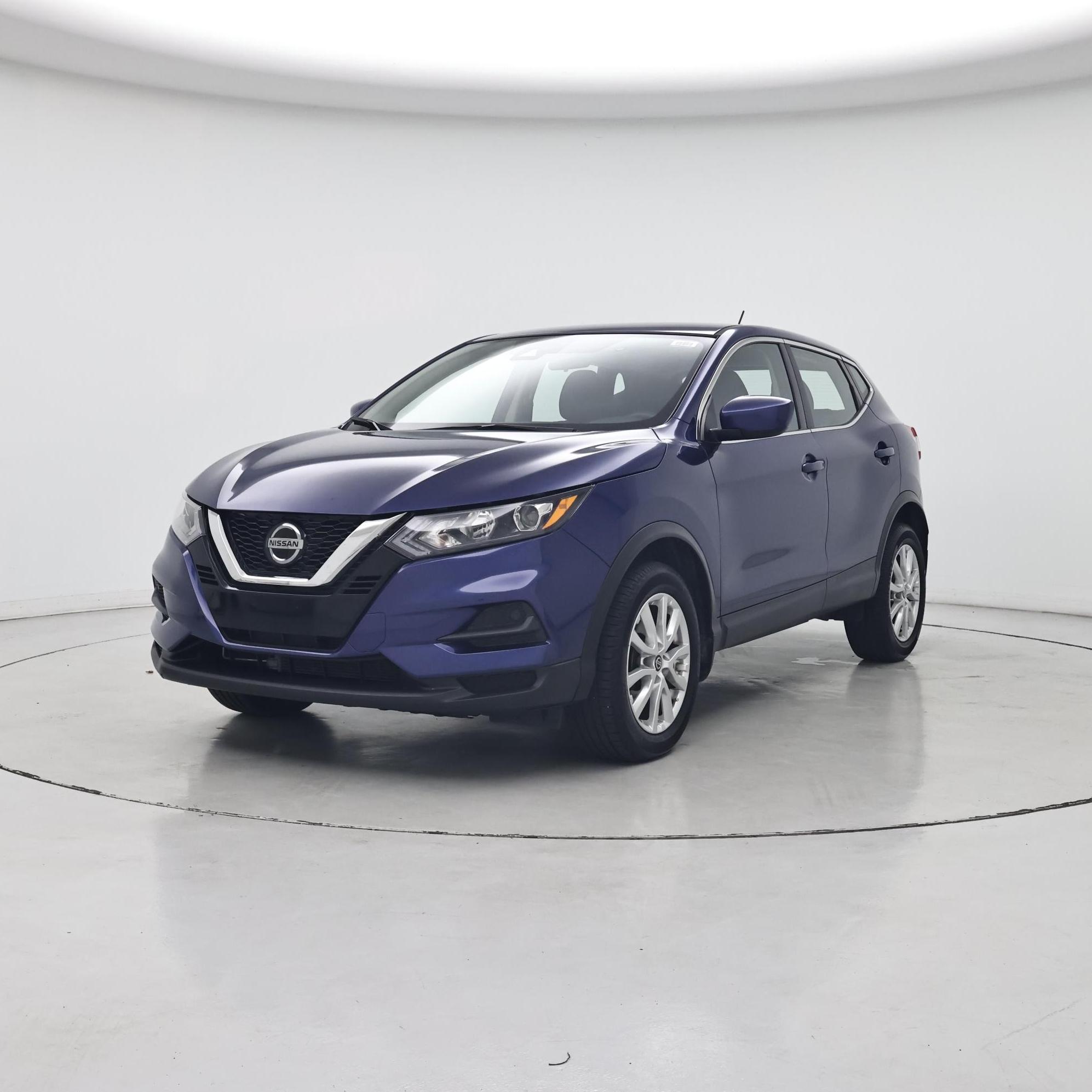 Thumbnail: 2020 Nissan Rogue Sport - 4