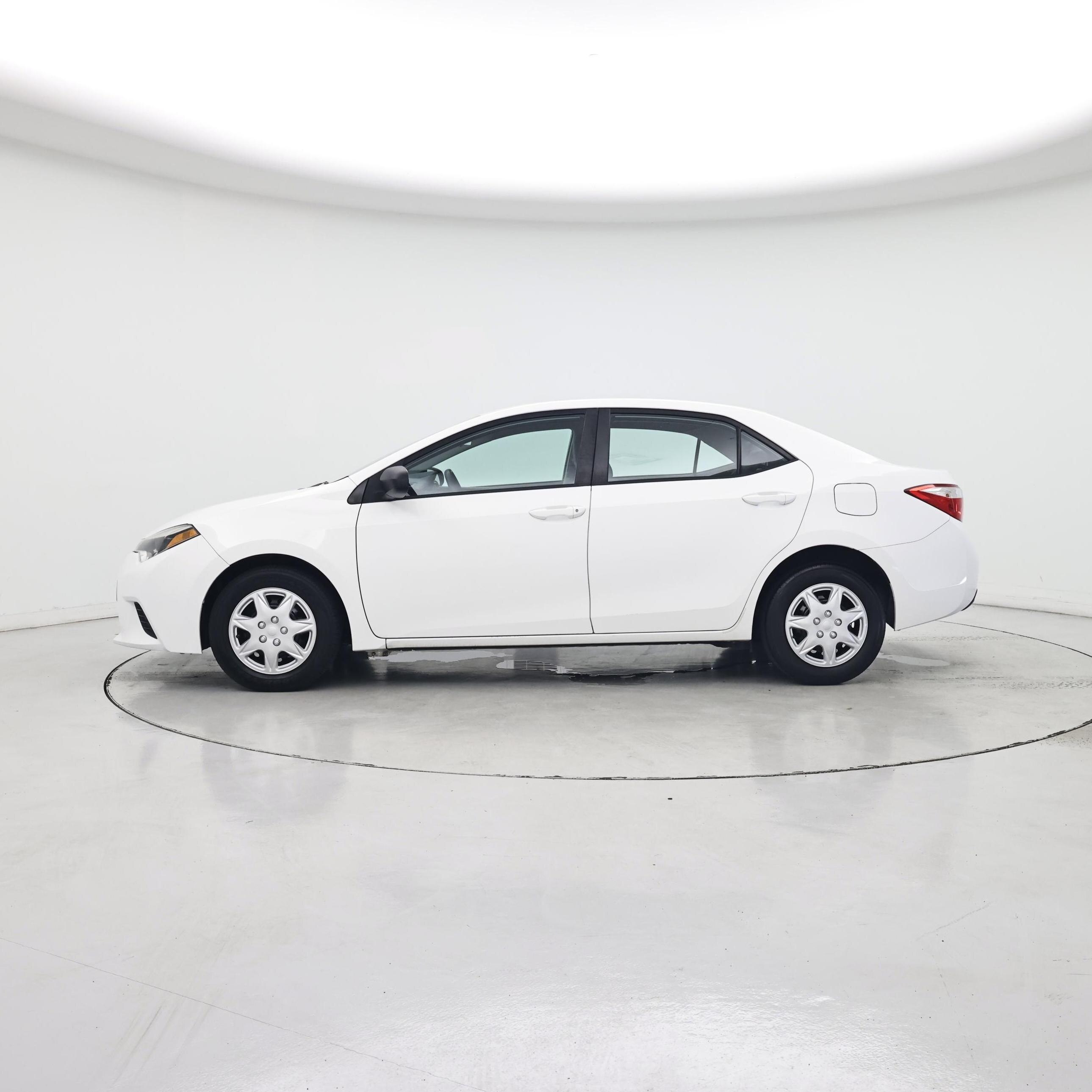 Thumbnail: 2014 Toyota Corolla - 3