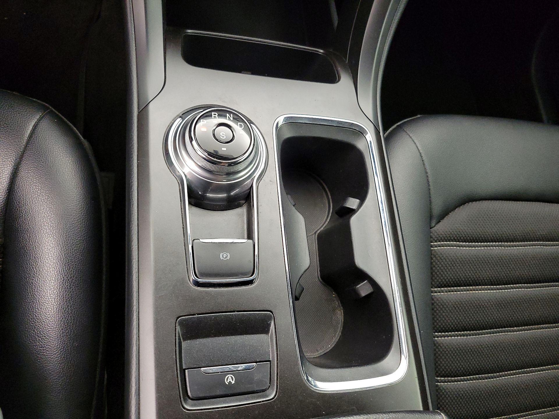 Thumbnail: 2018 Ford Fusion - 18