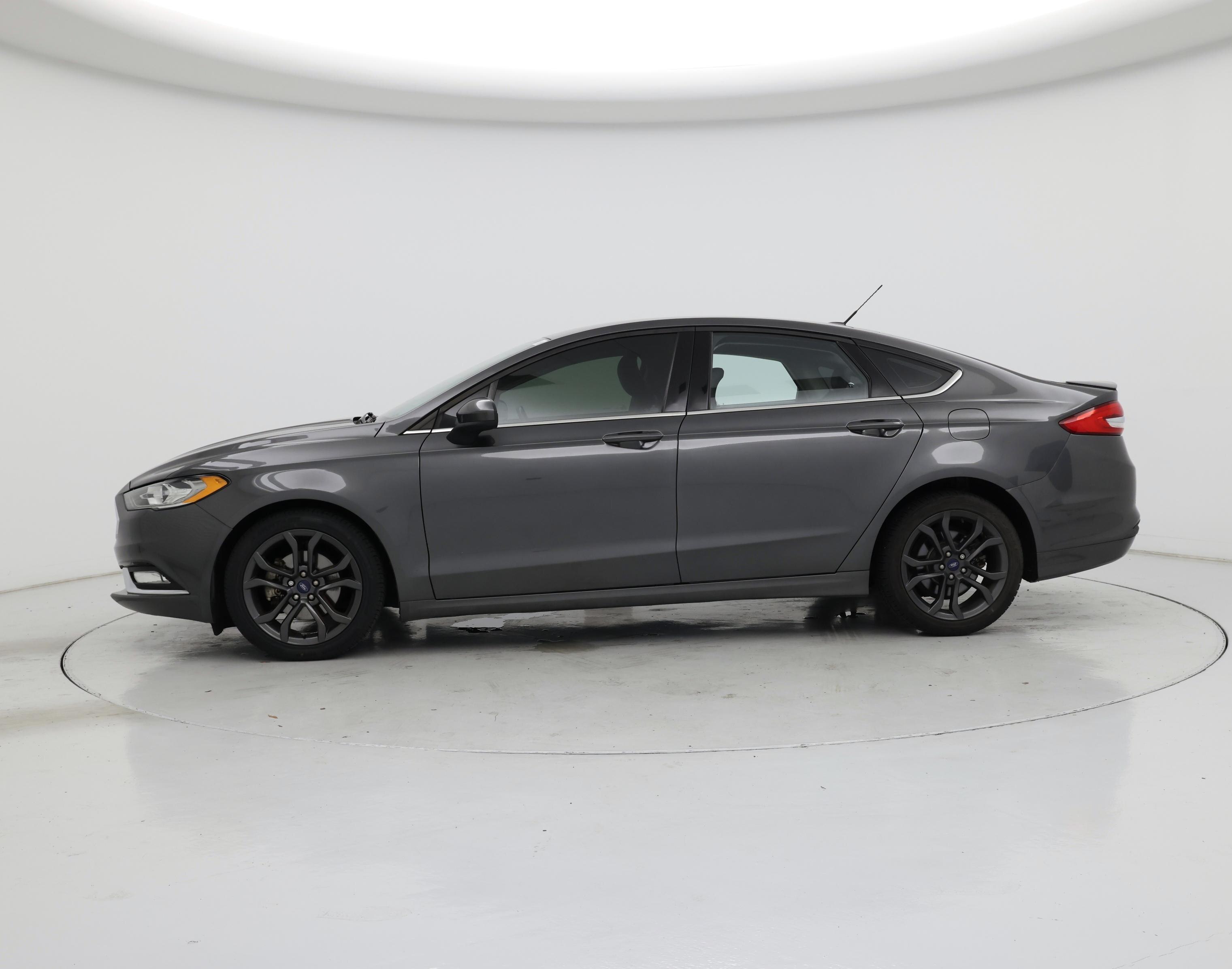 Thumbnail: 2018 Ford Fusion - 3