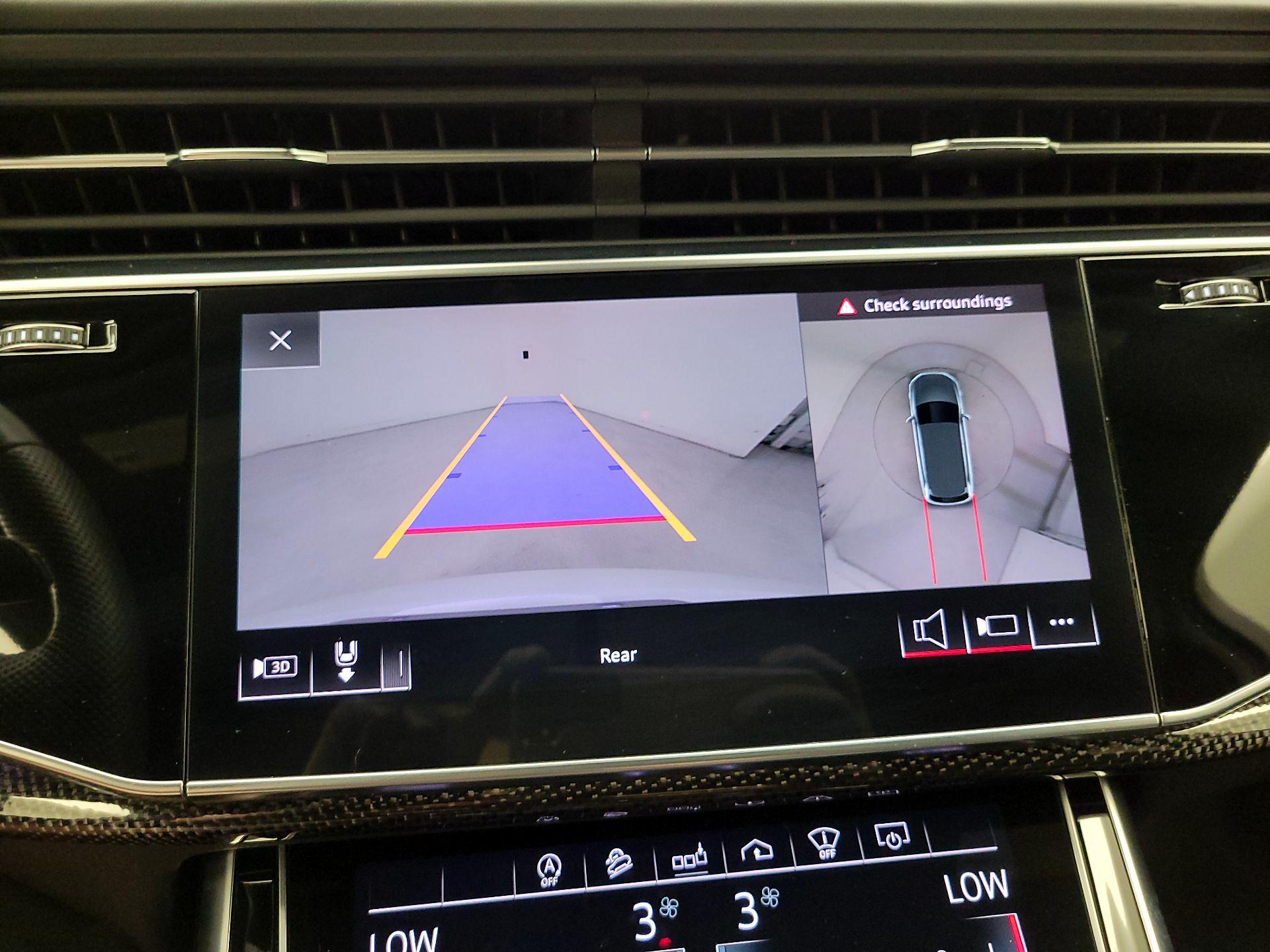 Thumbnail: 2020 Audi SQ7 - 15