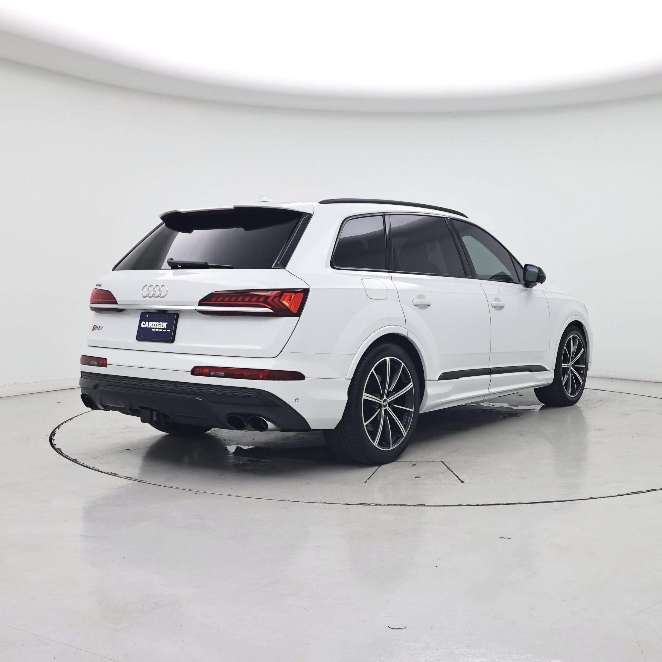 Thumbnail: 2020 Audi SQ7 - 8