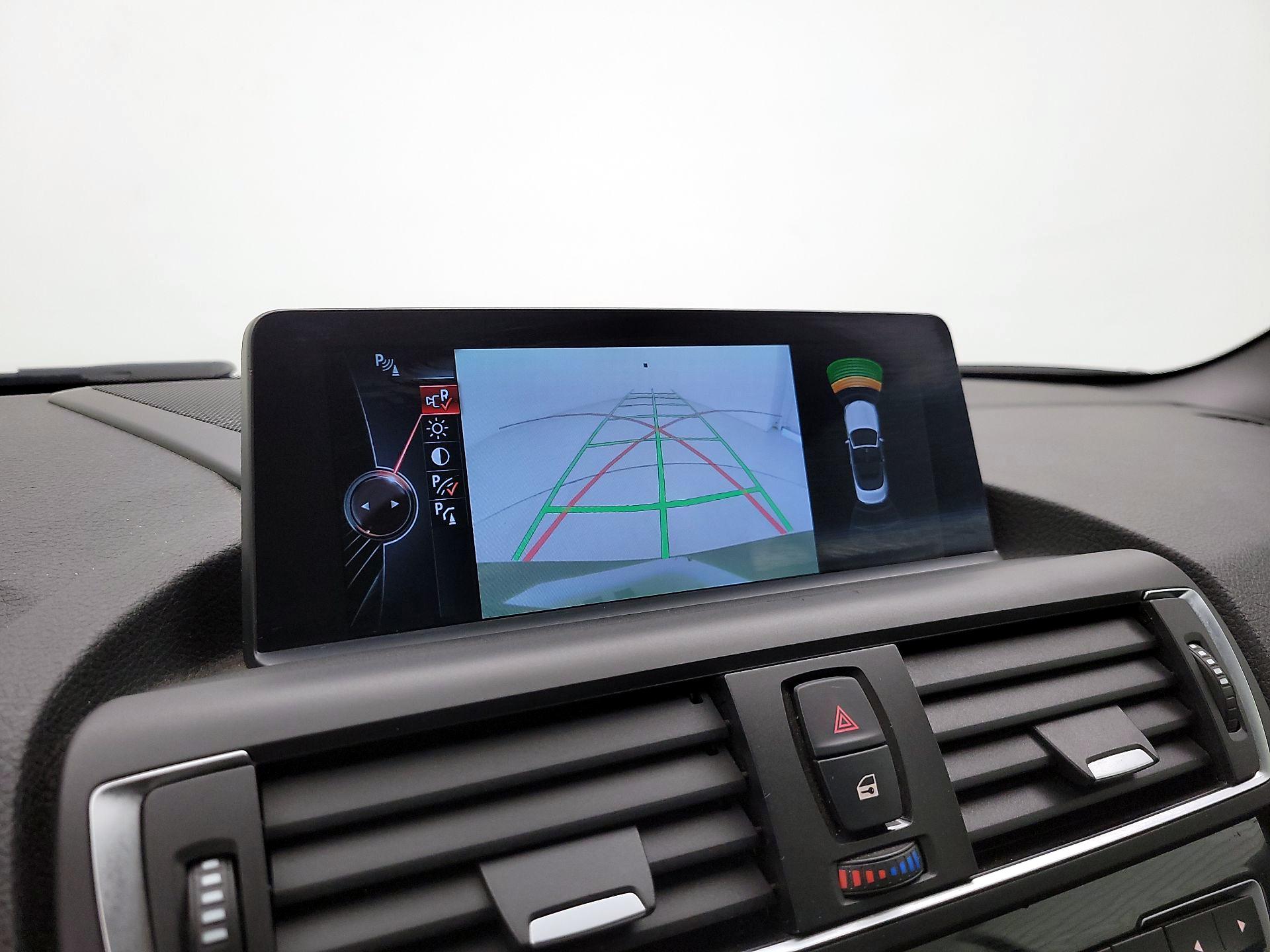 Thumbnail: 2016 BMW 2 Series - 15