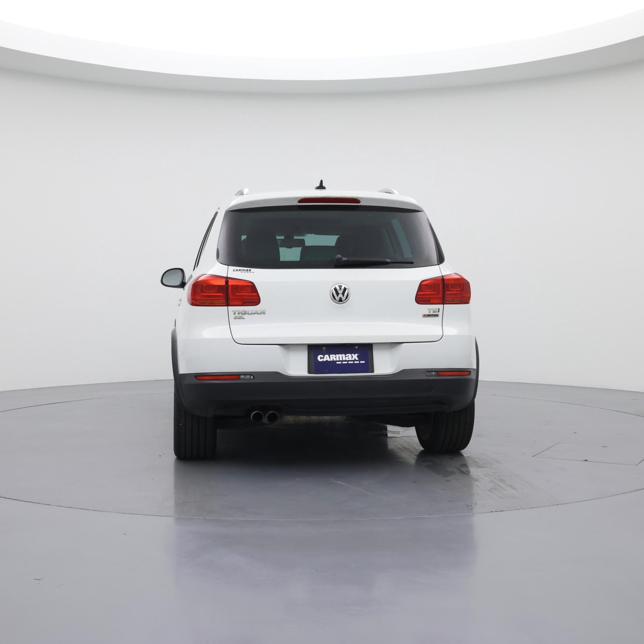 Thumbnail: 2016 Volkswagen Tiguan - 6