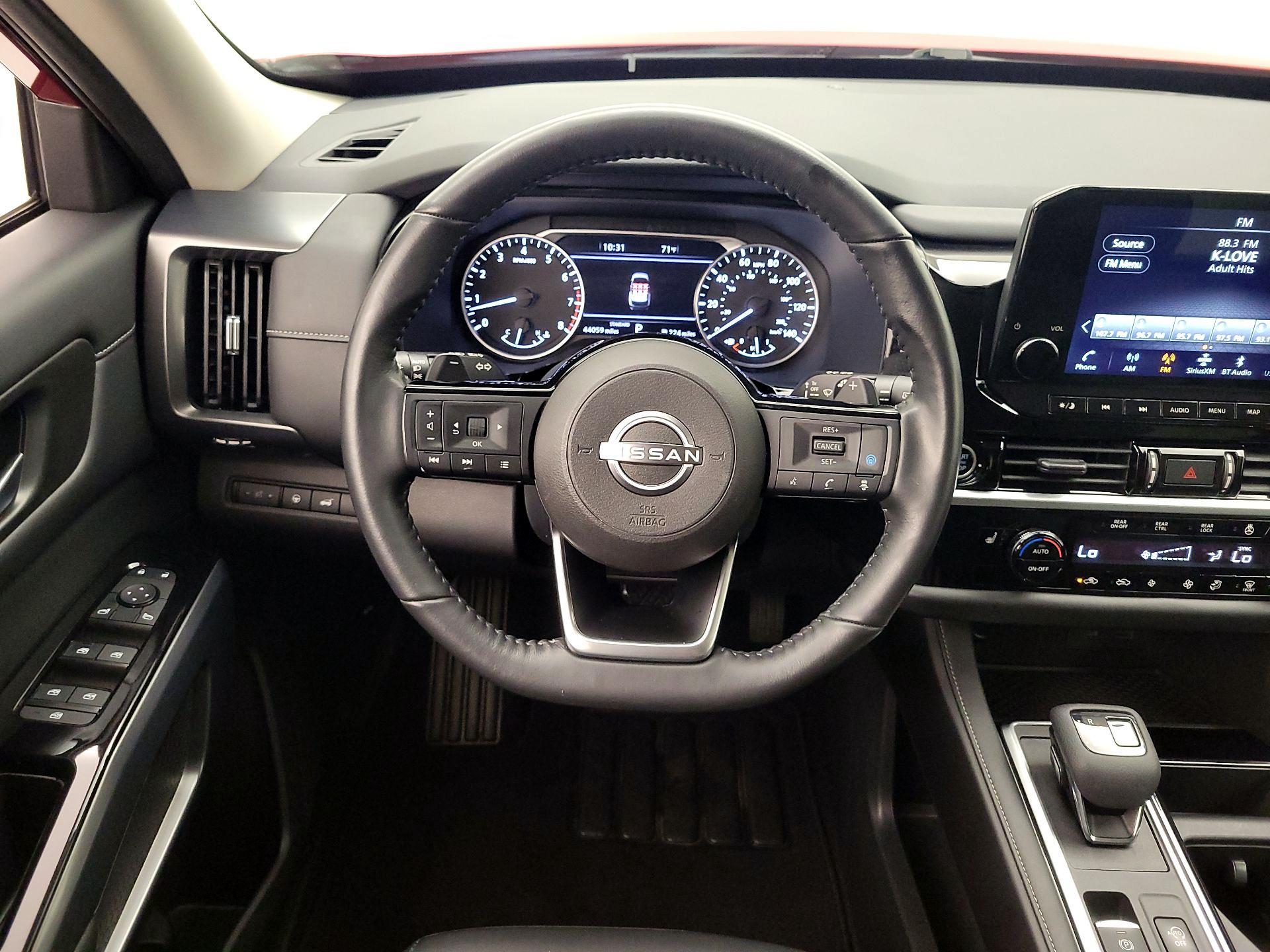 Thumbnail: 2022 Nissan Pathfinder - 10
