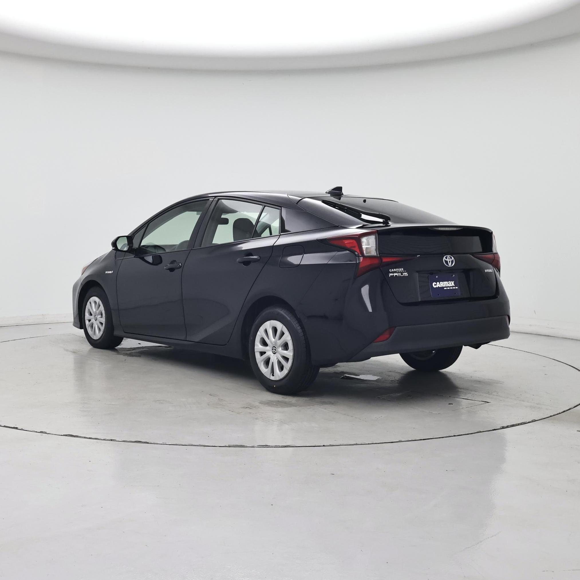 Thumbnail: 2019 Toyota Prius - 2