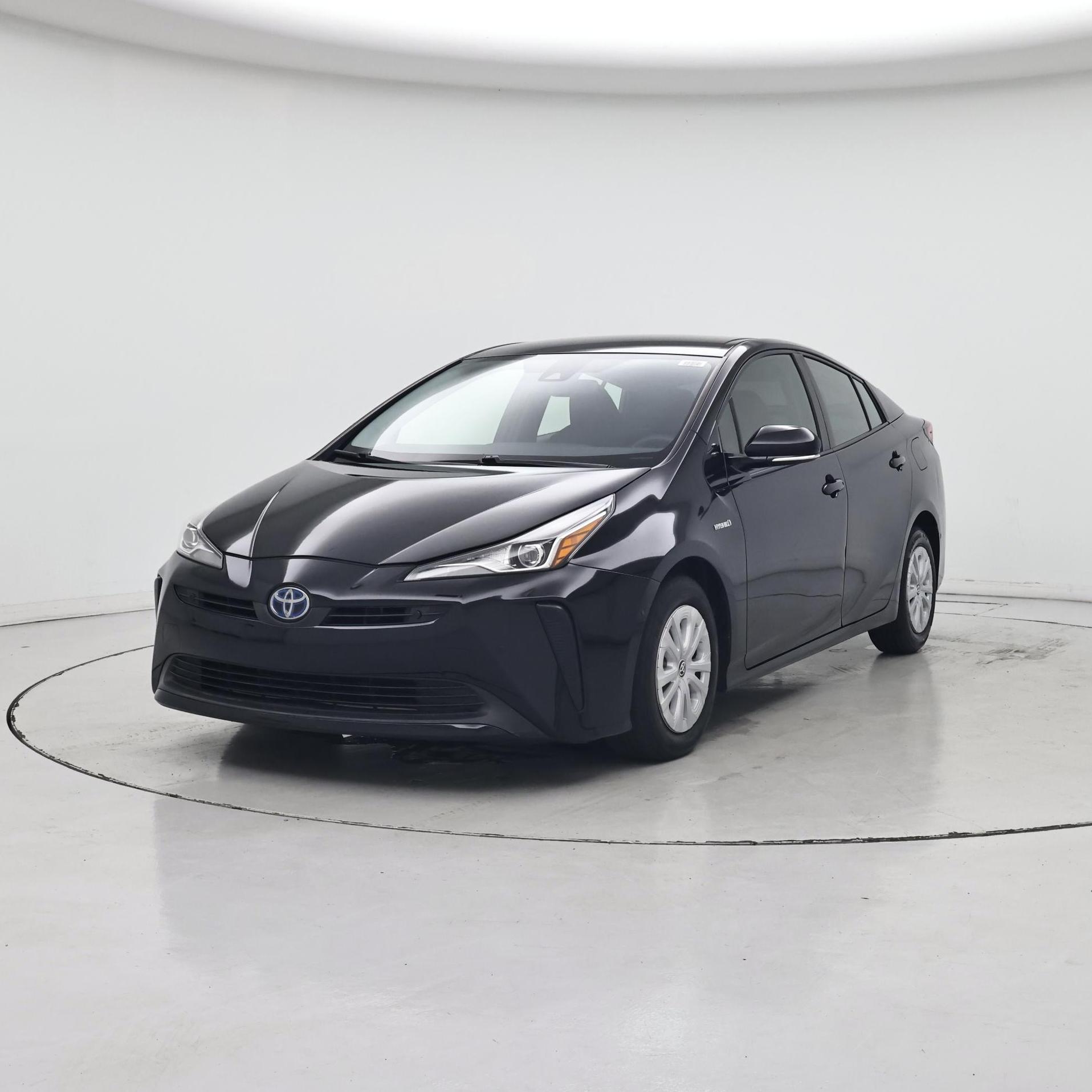 Thumbnail: 2019 Toyota Prius - 4