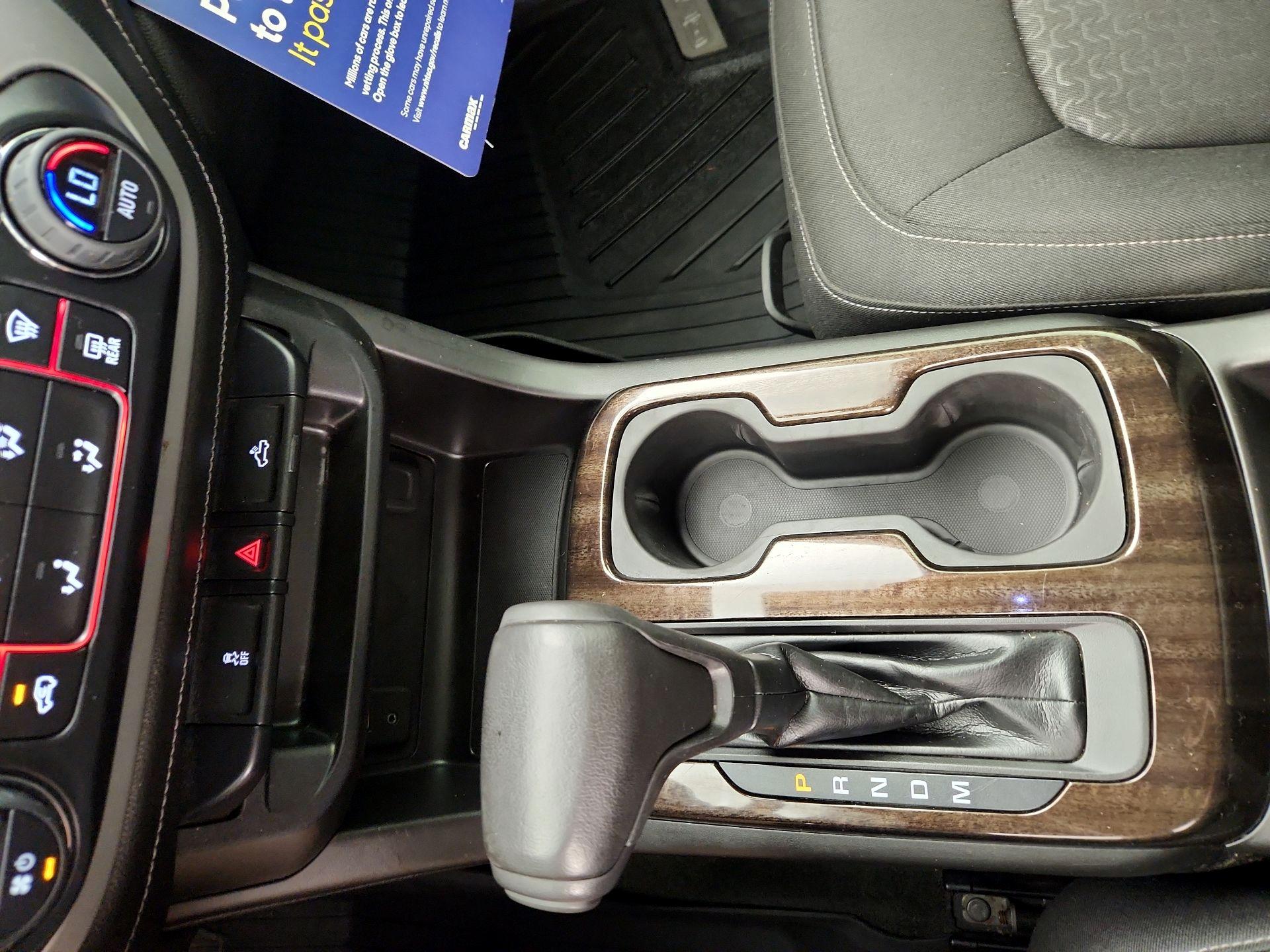 Thumbnail: 2016 GMC Canyon - 17