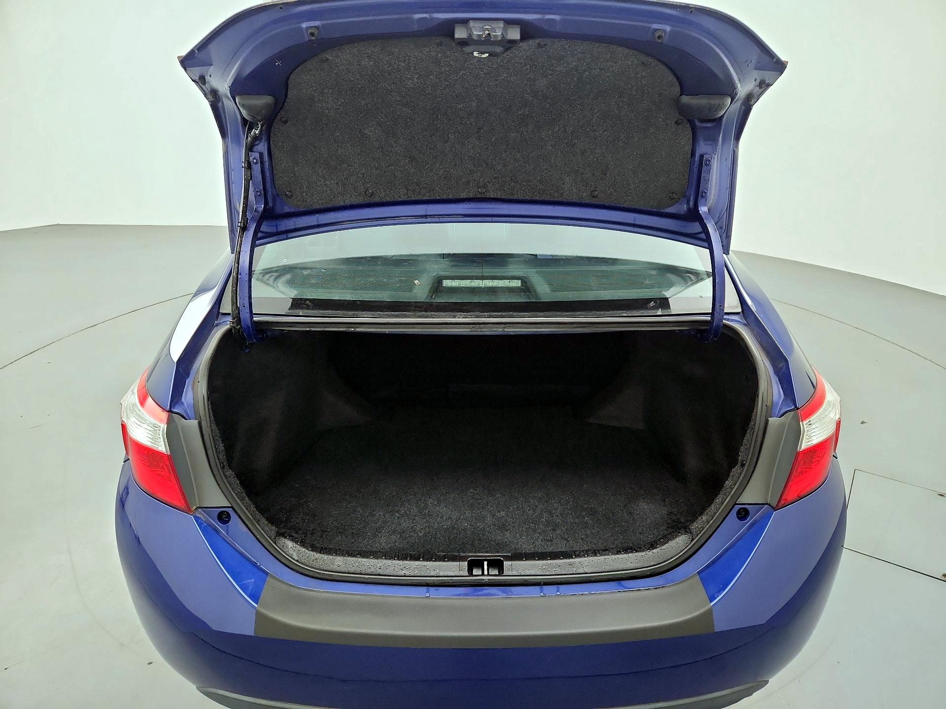 Thumbnail: 2016 Toyota Corolla - 20