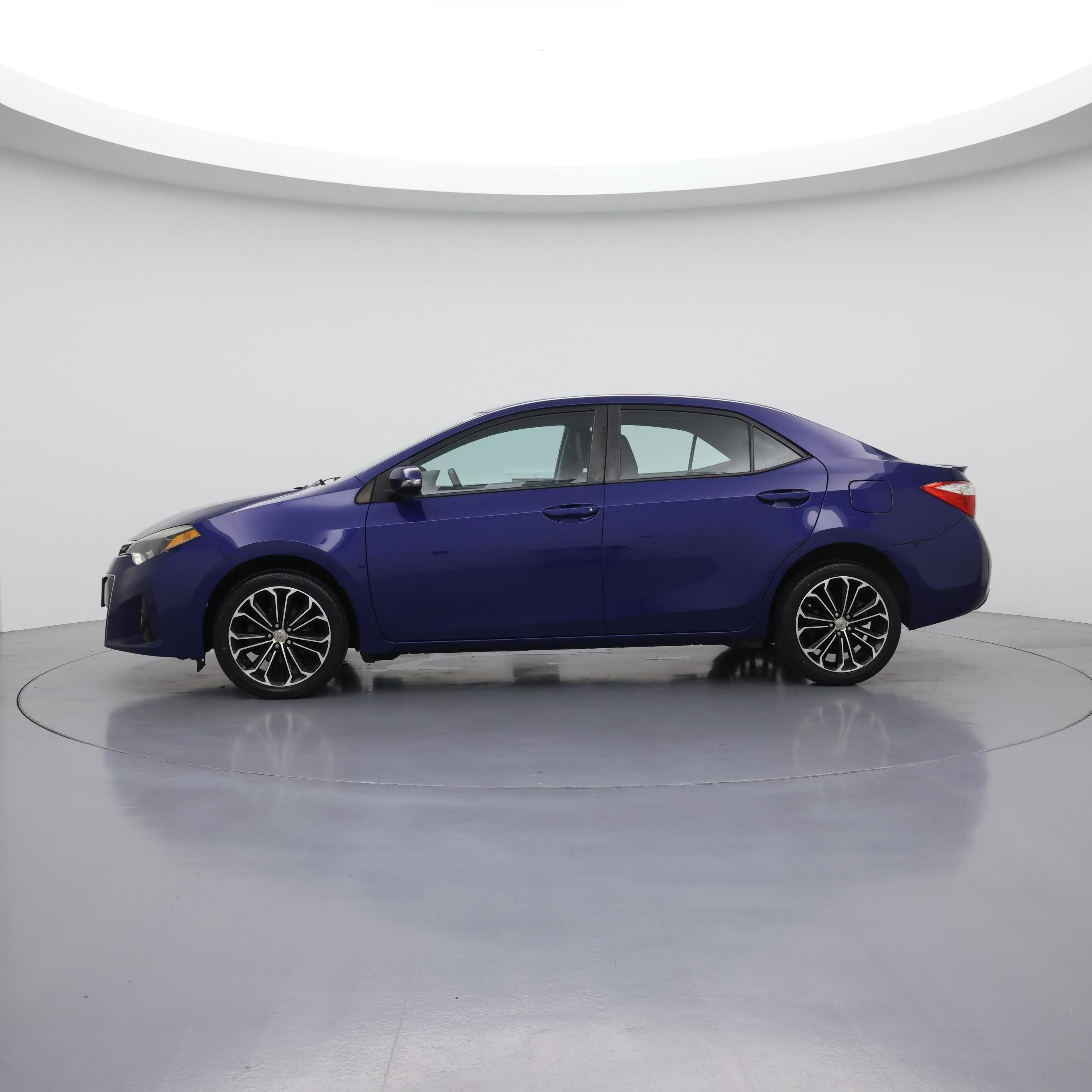 Thumbnail: 2016 Toyota Corolla - 3