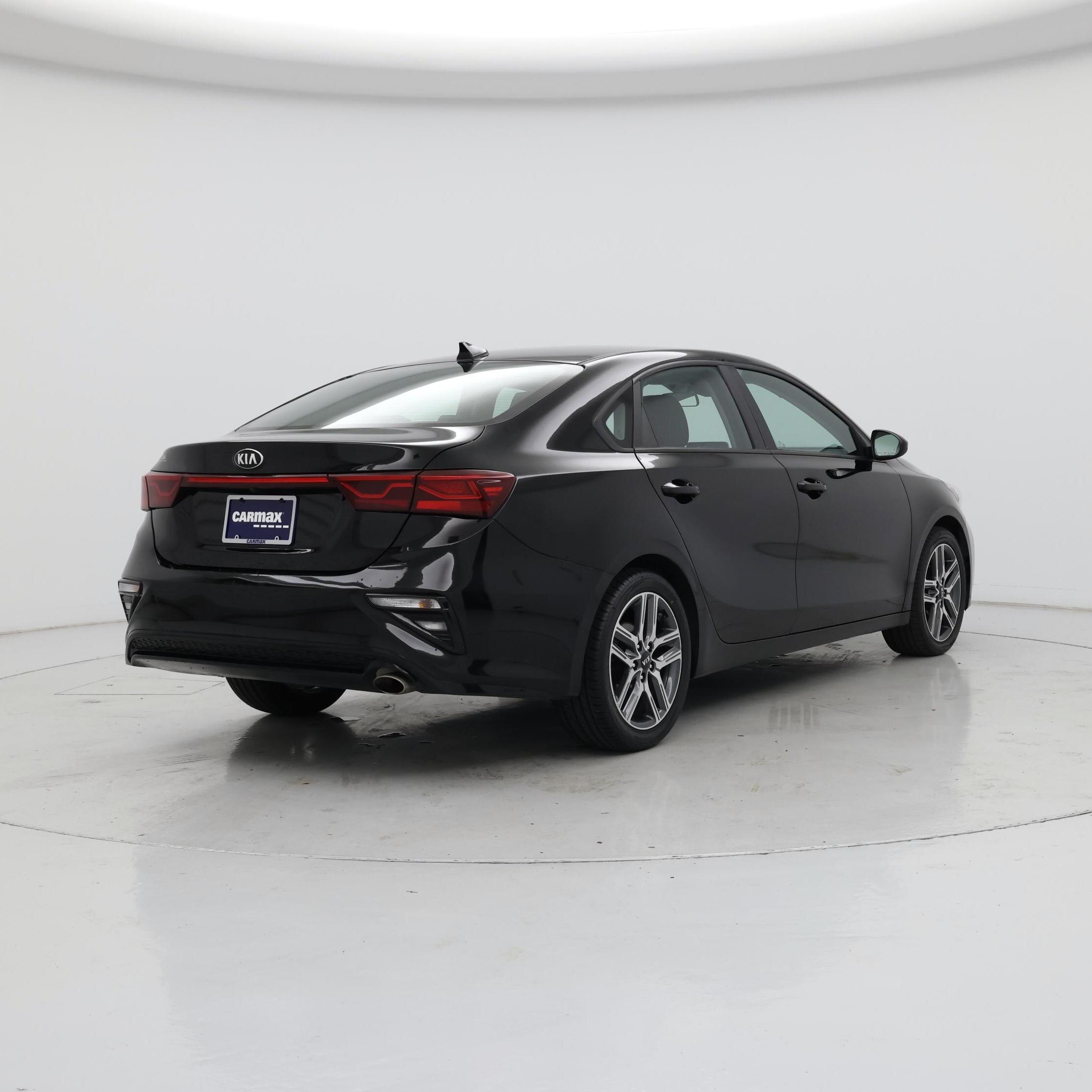 Thumbnail: 2019 Kia Forte - 8