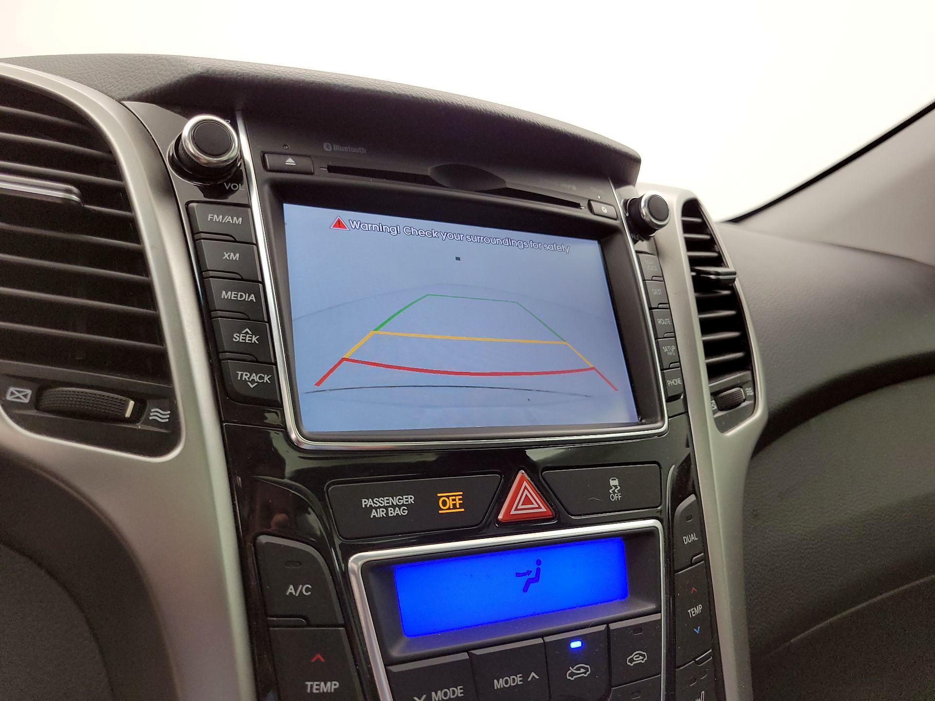 Thumbnail: 2013 Hyundai Elantra - 15