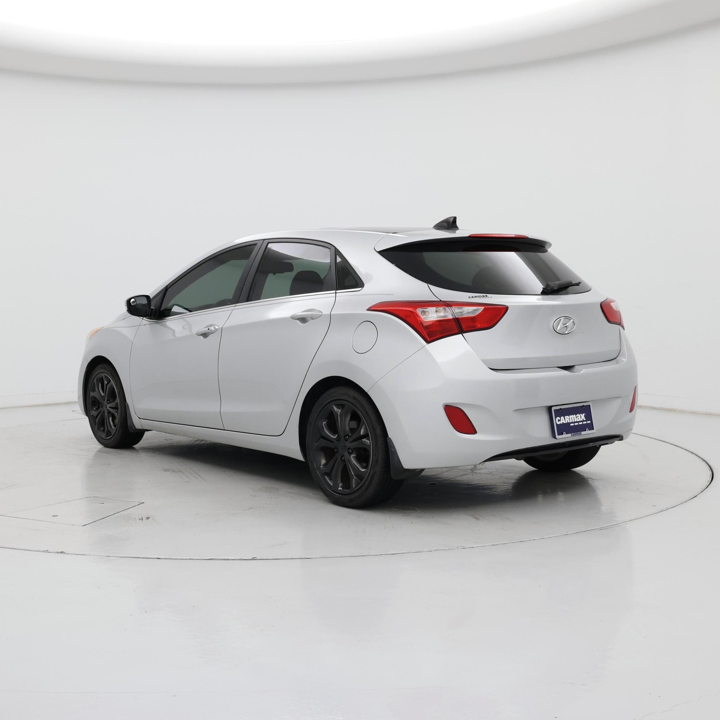 Thumbnail: 2013 Hyundai Elantra - 2
