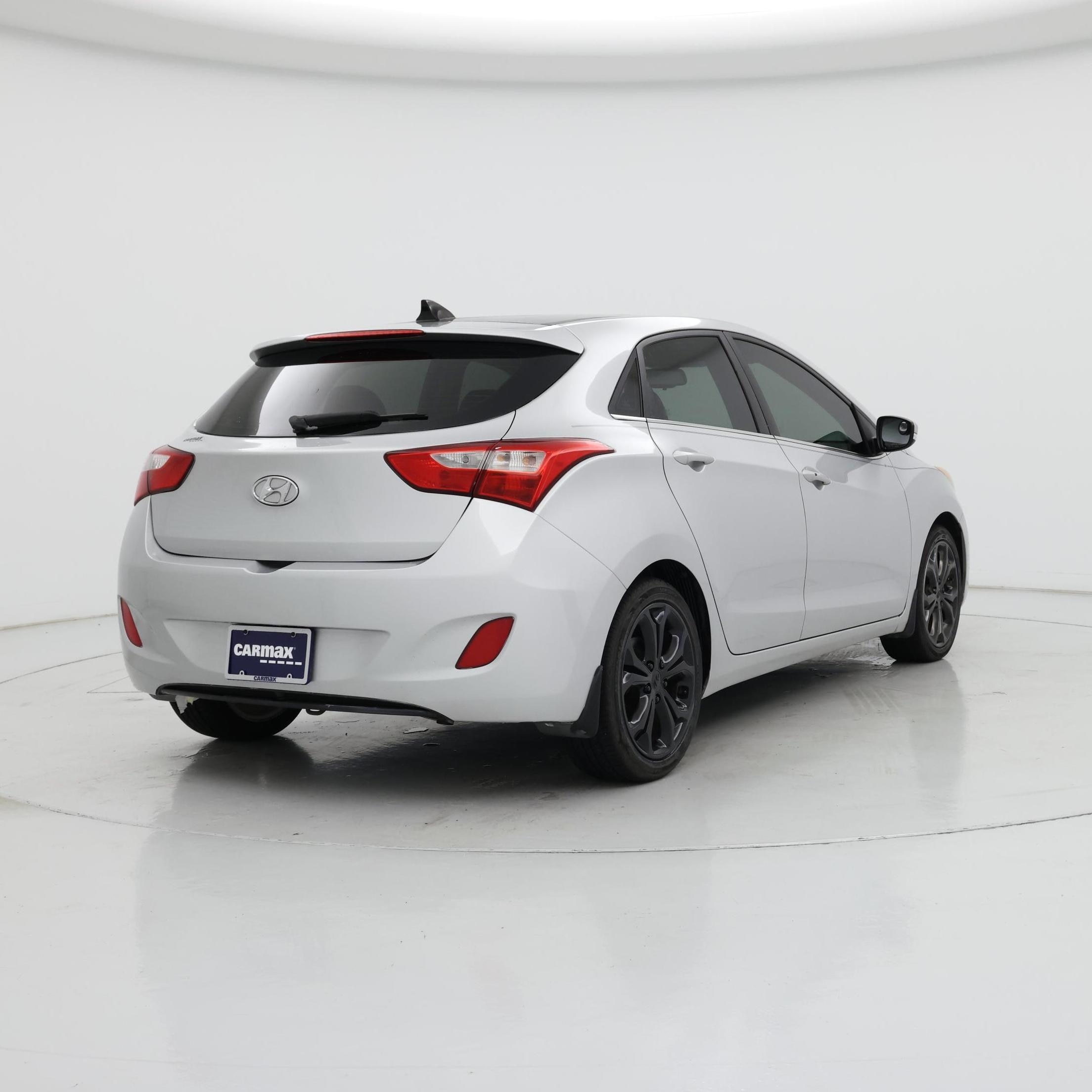 Thumbnail: 2013 Hyundai Elantra - 8