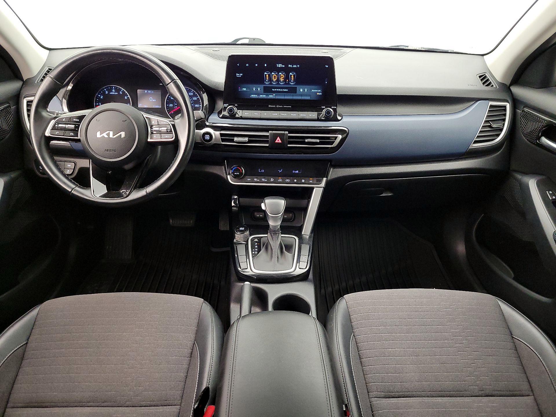 Thumbnail: 2022 Kia Seltos - 9