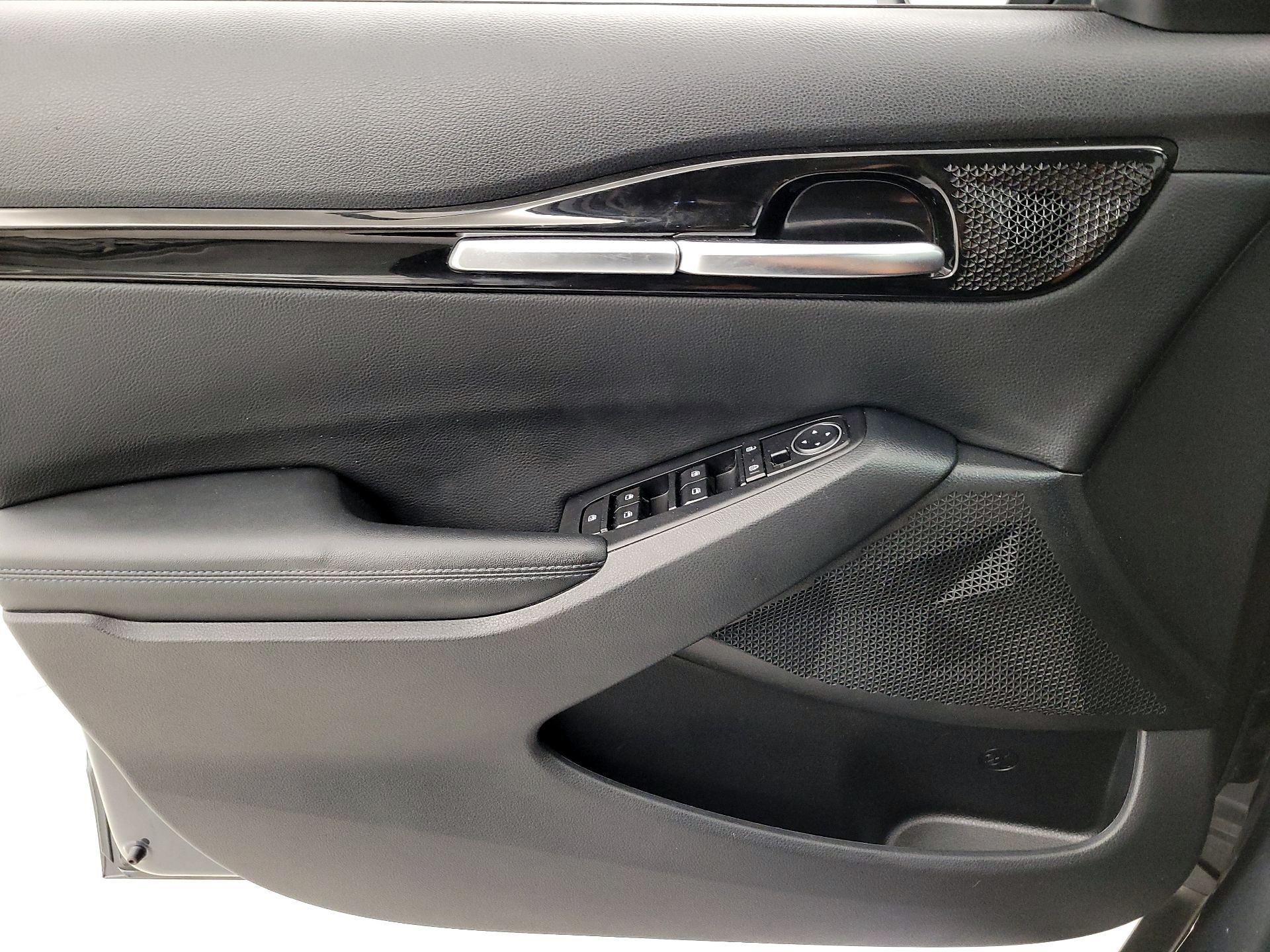 Thumbnail: 2022 Kia Seltos - 12