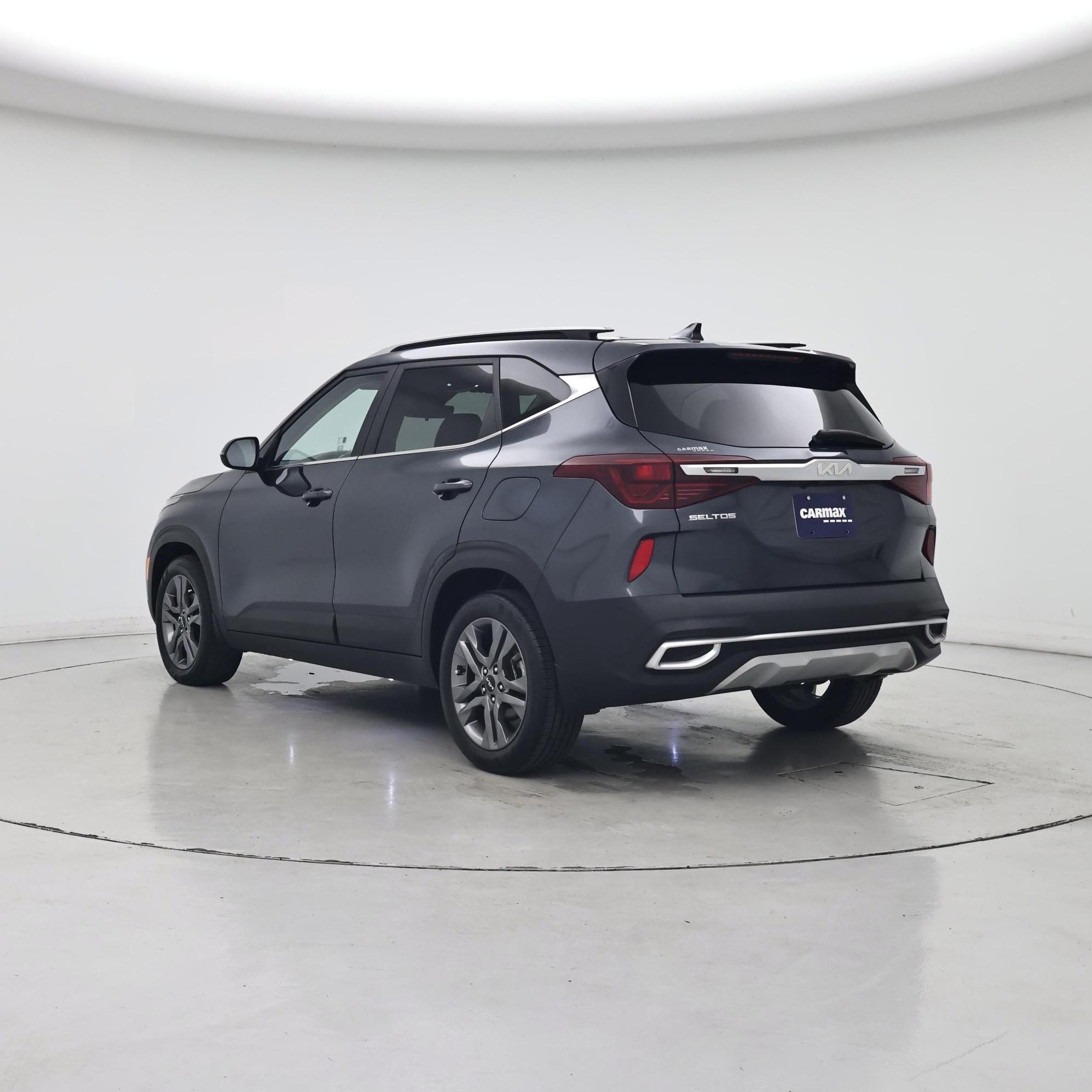 Thumbnail: 2022 Kia Seltos - 2