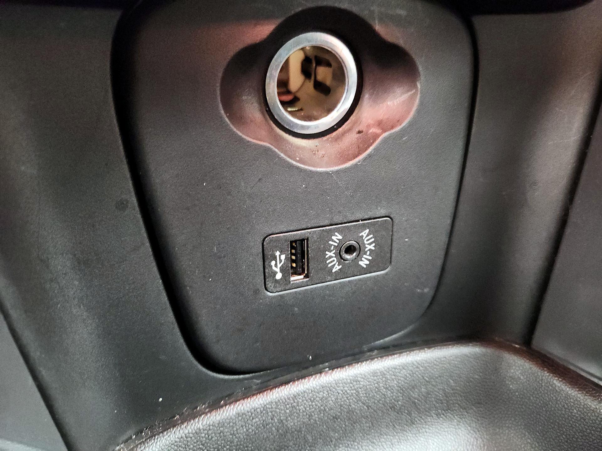 Thumbnail: 2017 MINI Cooper Hardtop - 19