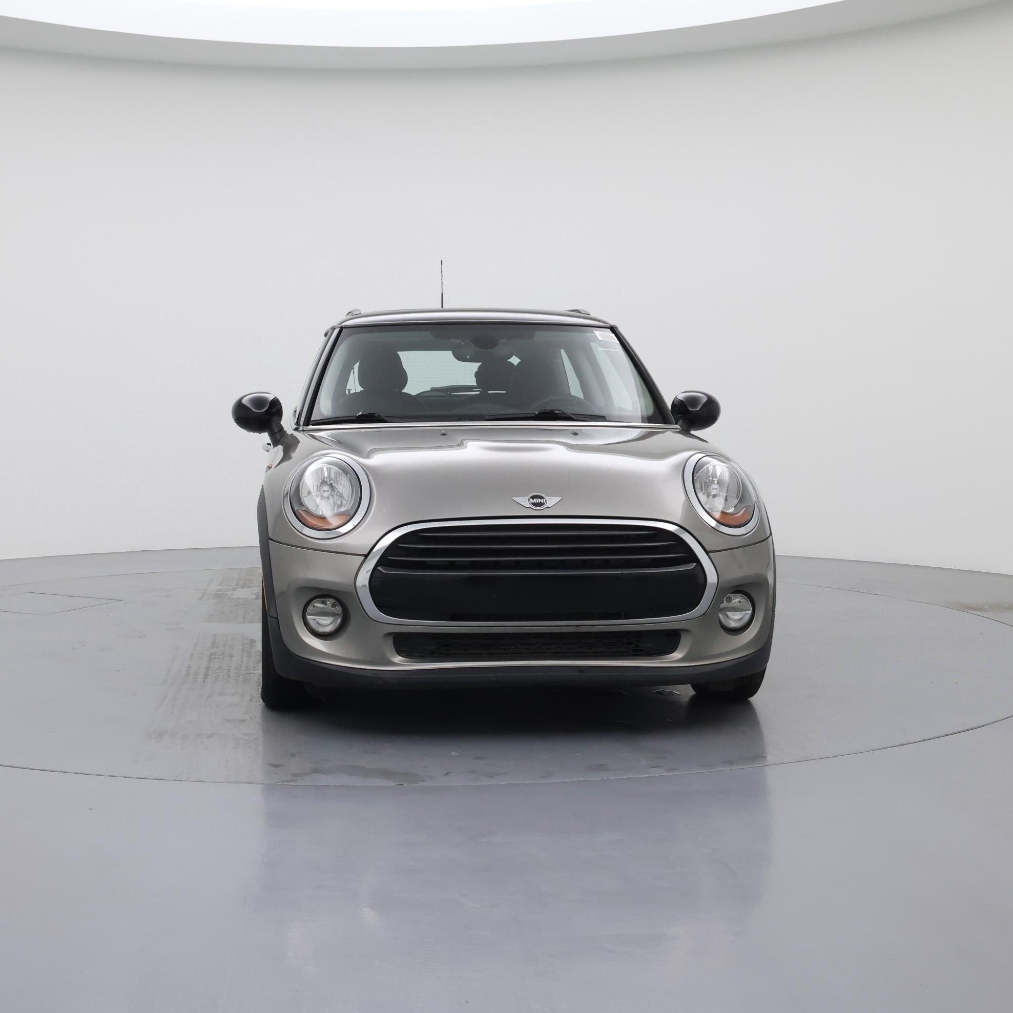 Thumbnail: 2017 MINI Cooper Hardtop - 5