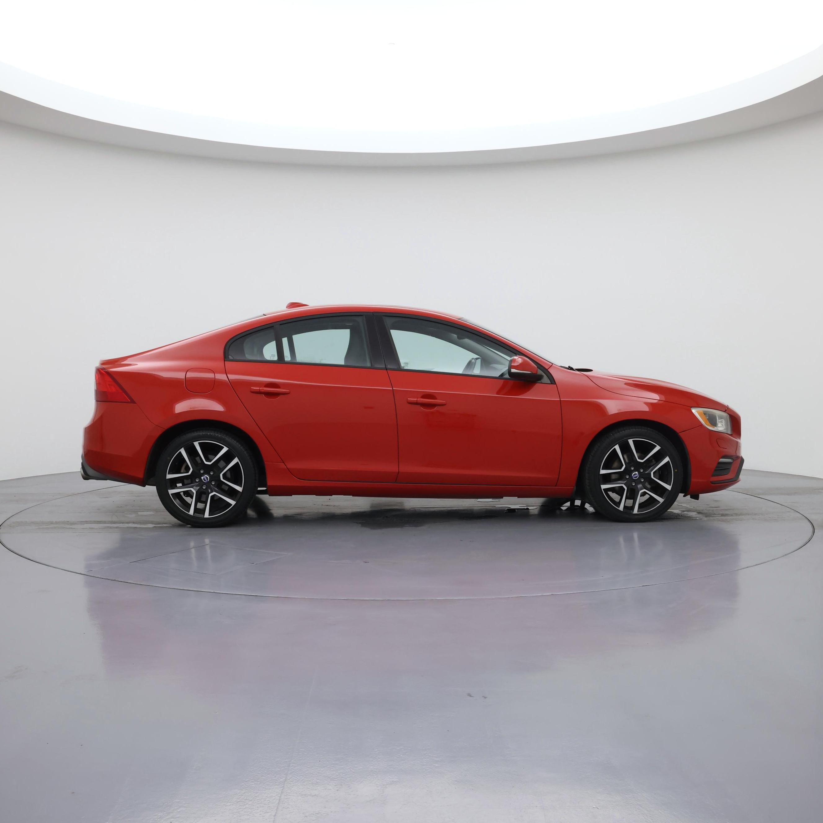 Thumbnail: 2017 Volvo S60 - 7