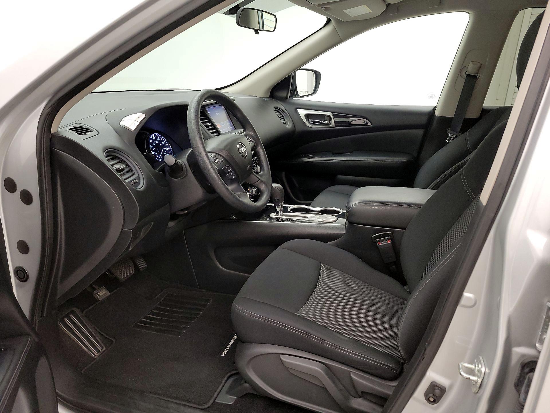 Thumbnail: 2019 Nissan Pathfinder - 11