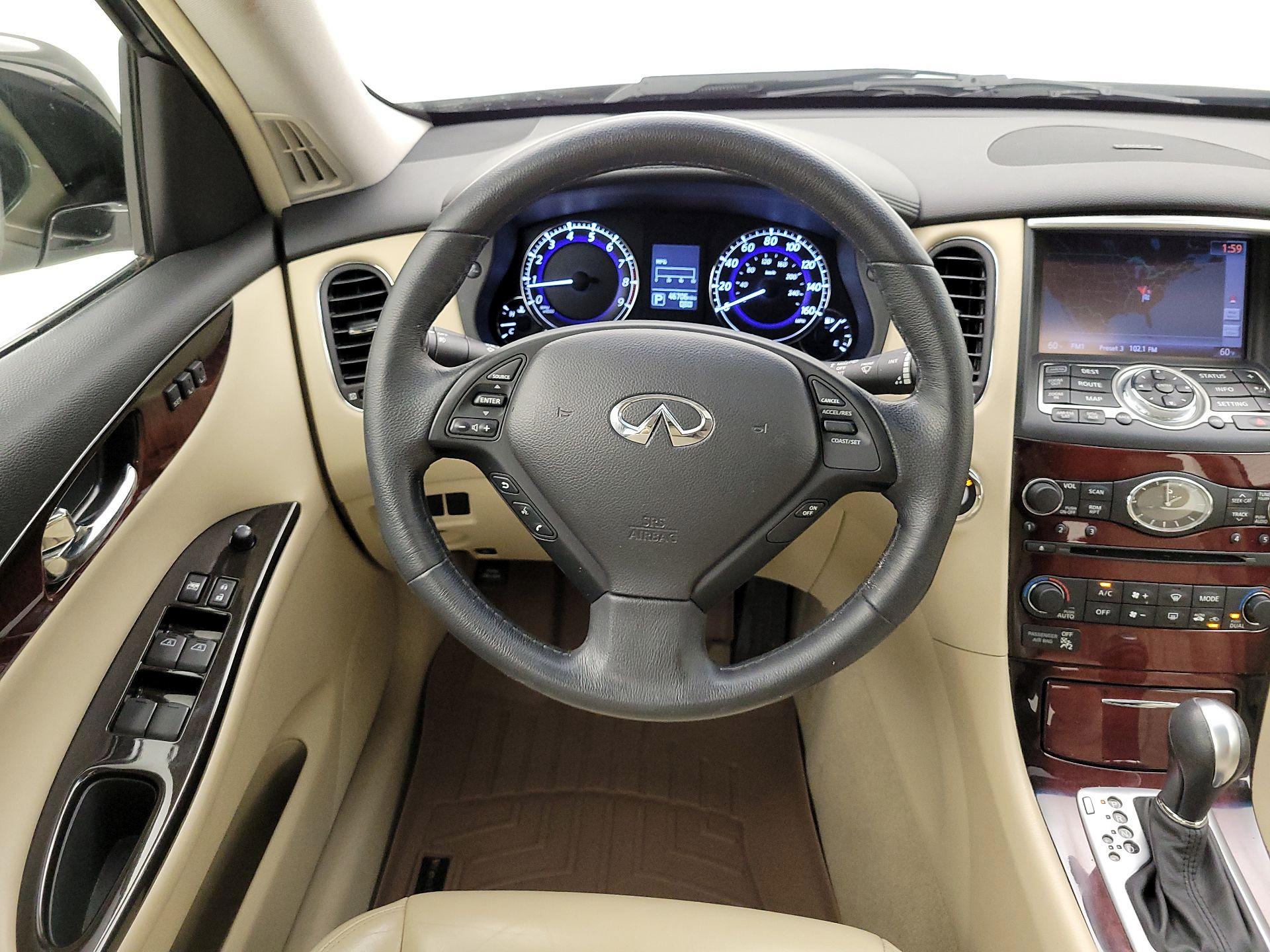 Thumbnail: 2017 INFINITI QX50 - 10