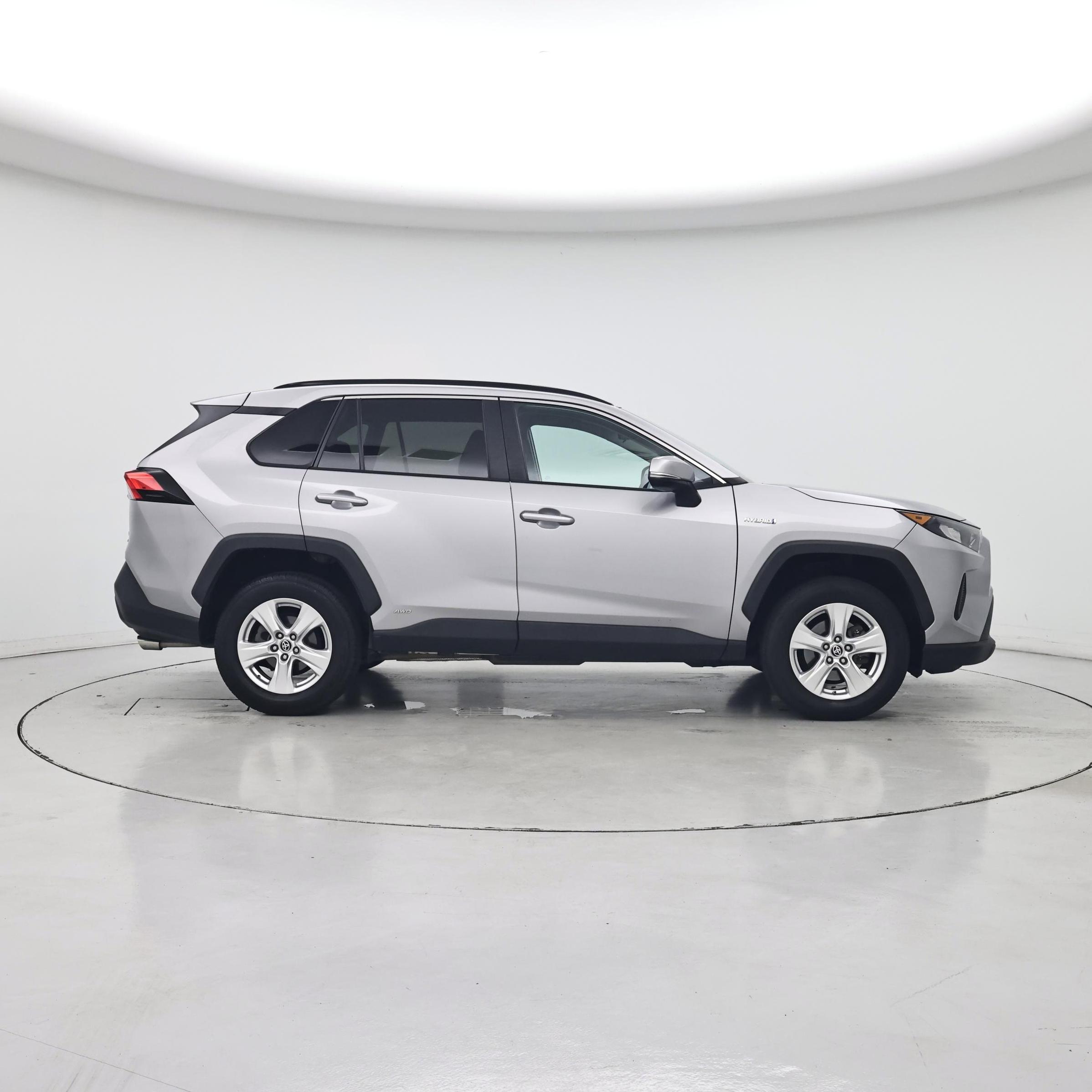 Thumbnail: 2021 Toyota RAV4 - 7