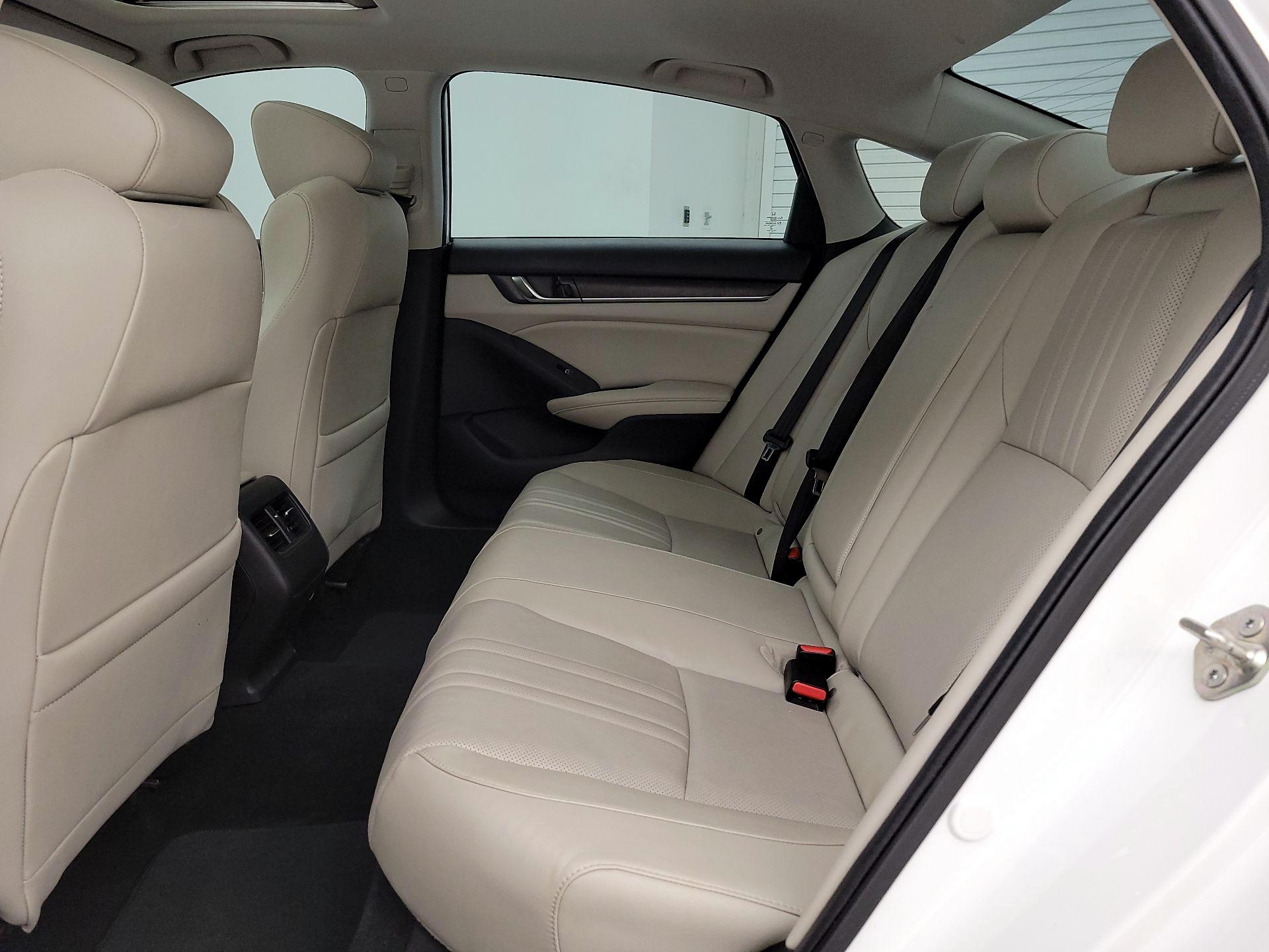 Thumbnail: 2019 Honda Accord - 20